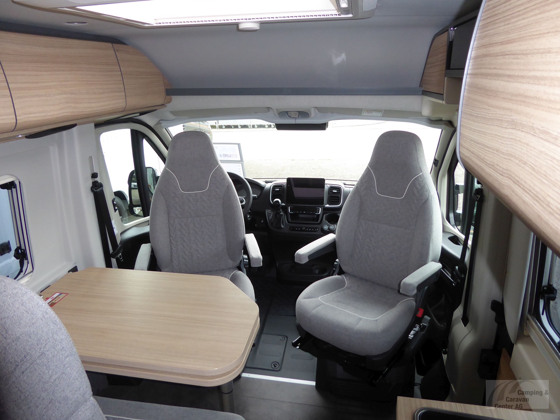 MALIBU Van diversity 640 LE K Coupé-image-5