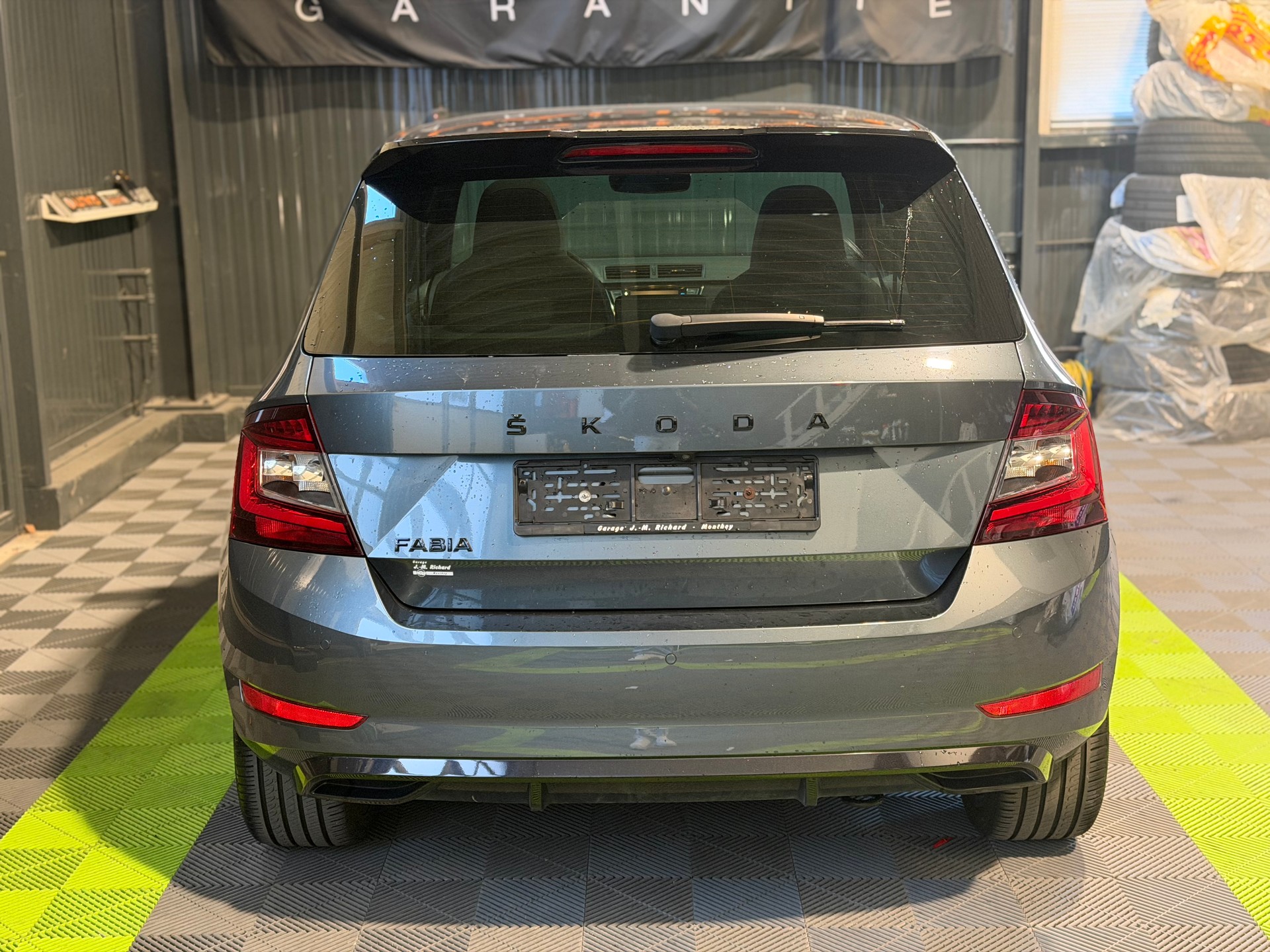 SKODA Fabia 1.0 TSI Monte Carlo DSG-image-2
