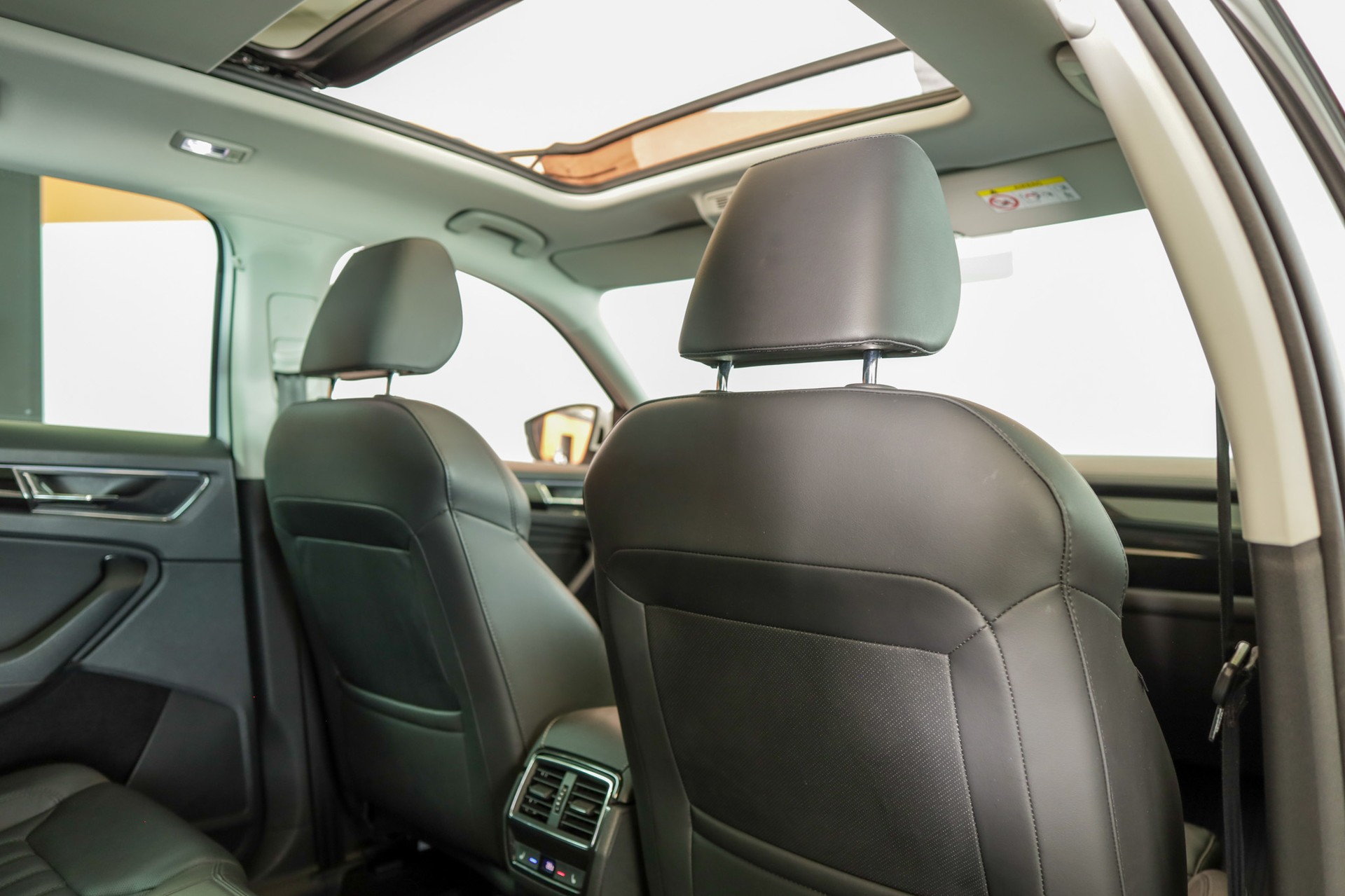 SKODA Kodiaq 2.0 TDI CR L&K 4x4 DSG-image-24