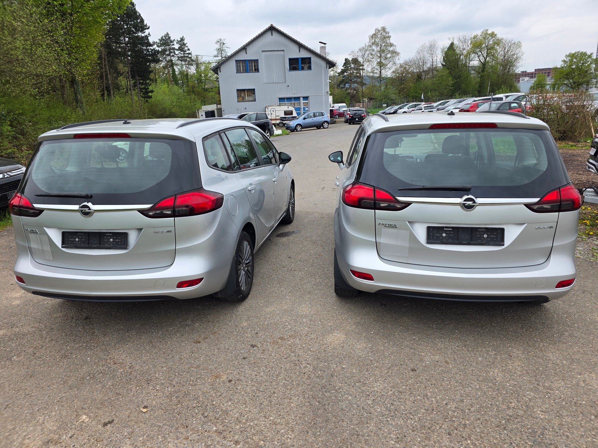 OPEL Zafira Tourer 1.6i 16V CNG Turbo Active Edition-image-13