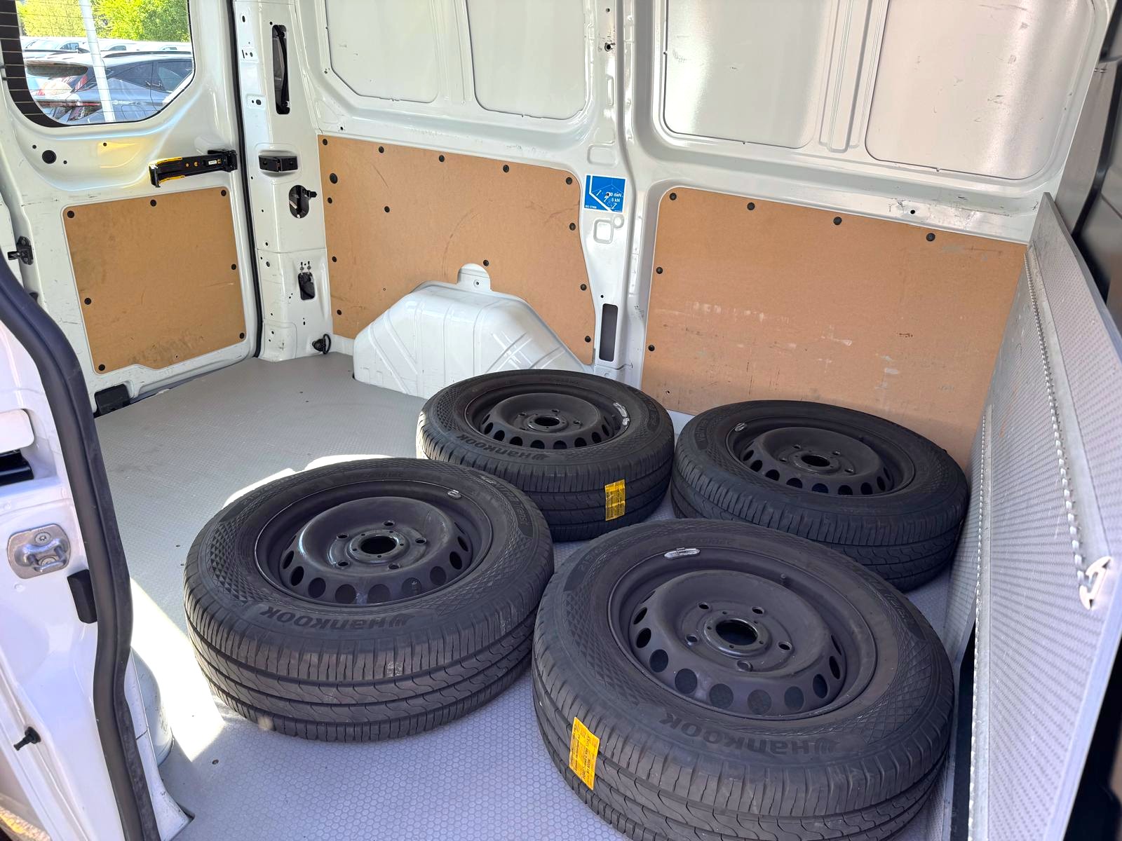 FORD Transit Cust 320 L1H1 Trend-image-7