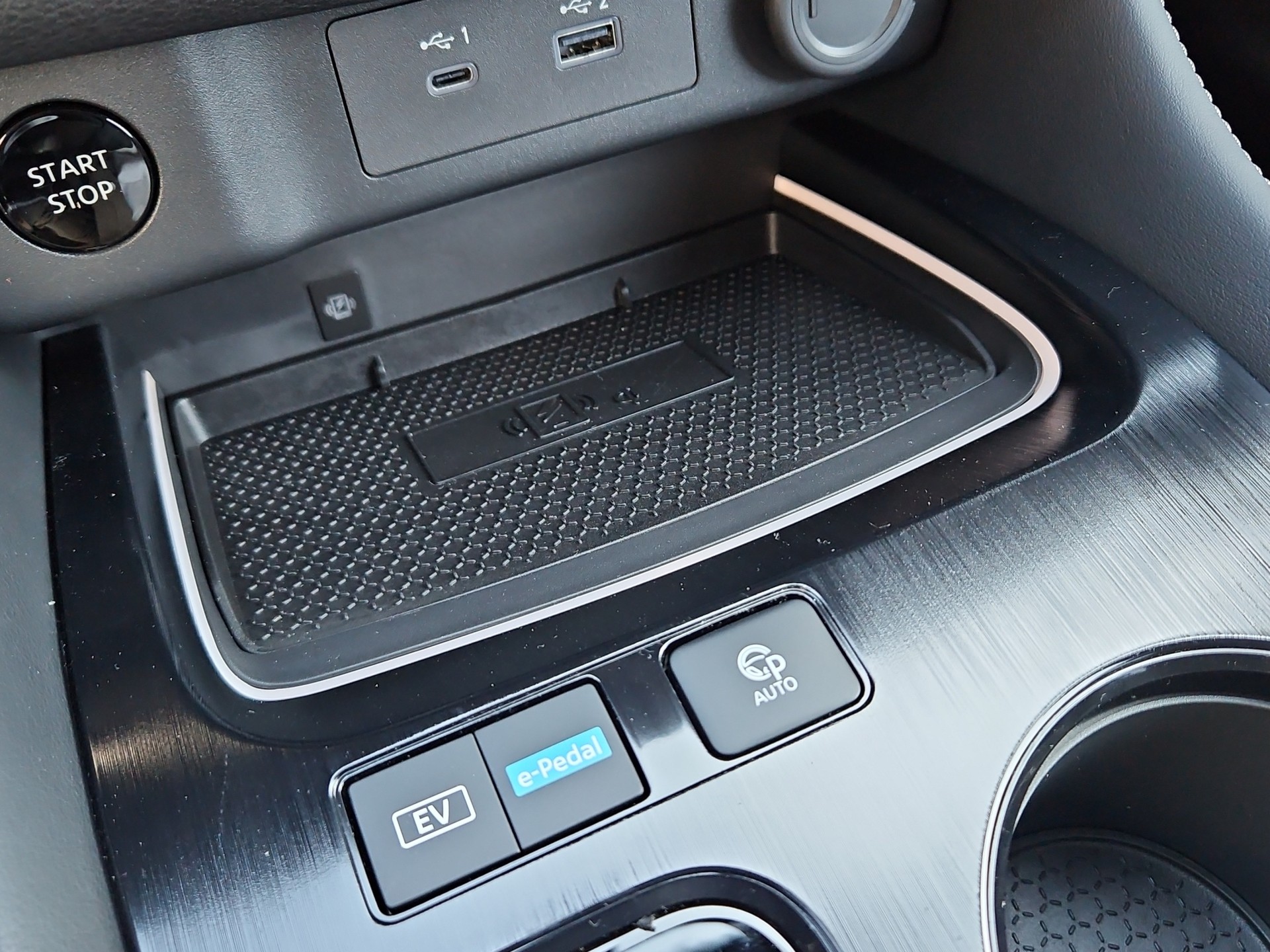 NISSAN X-Trail 1.5 e-Power Hybrid 4WD Tekna-image-16