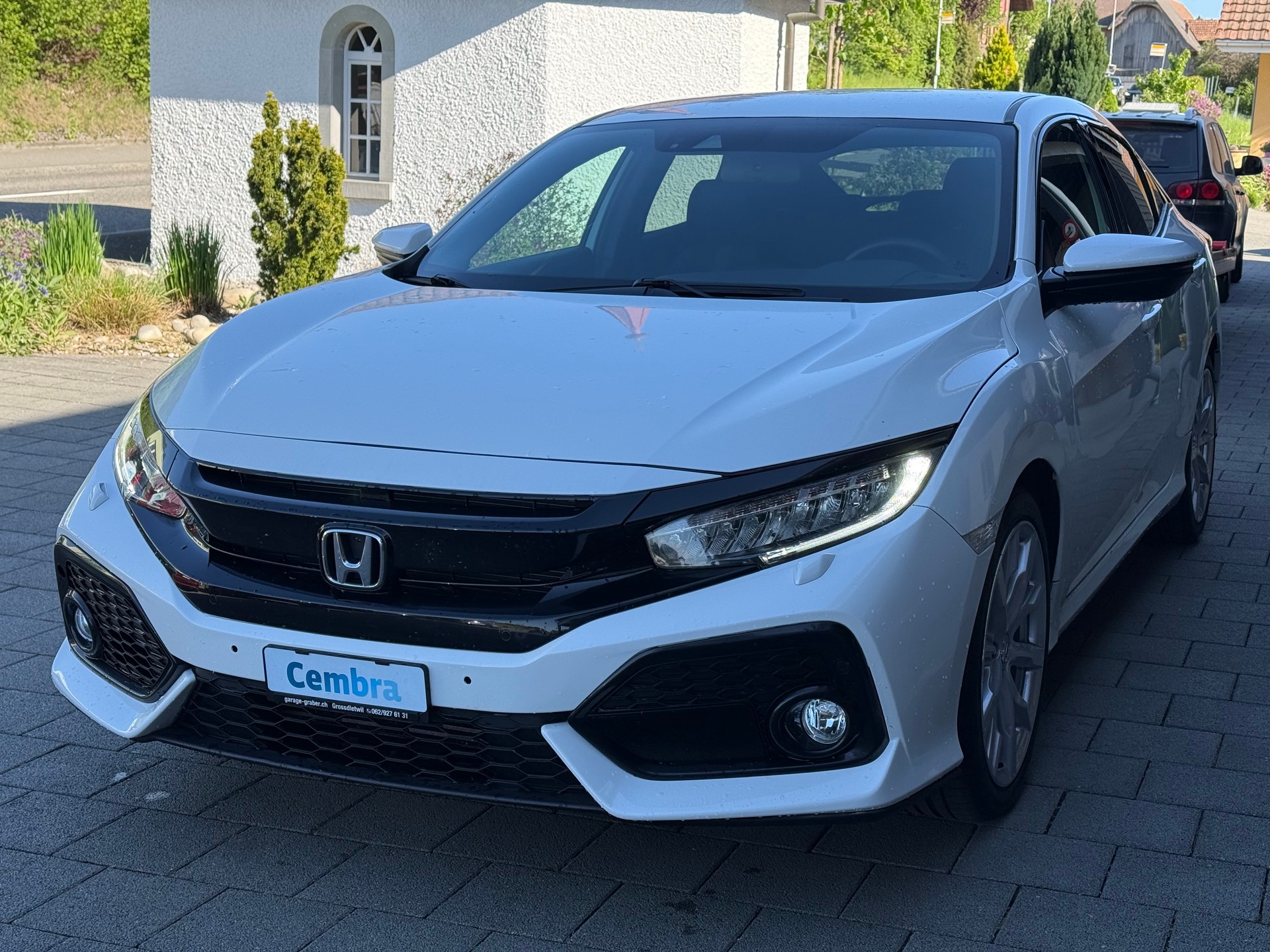 HONDA Civic 1.0 VTEC Elegance-image-1