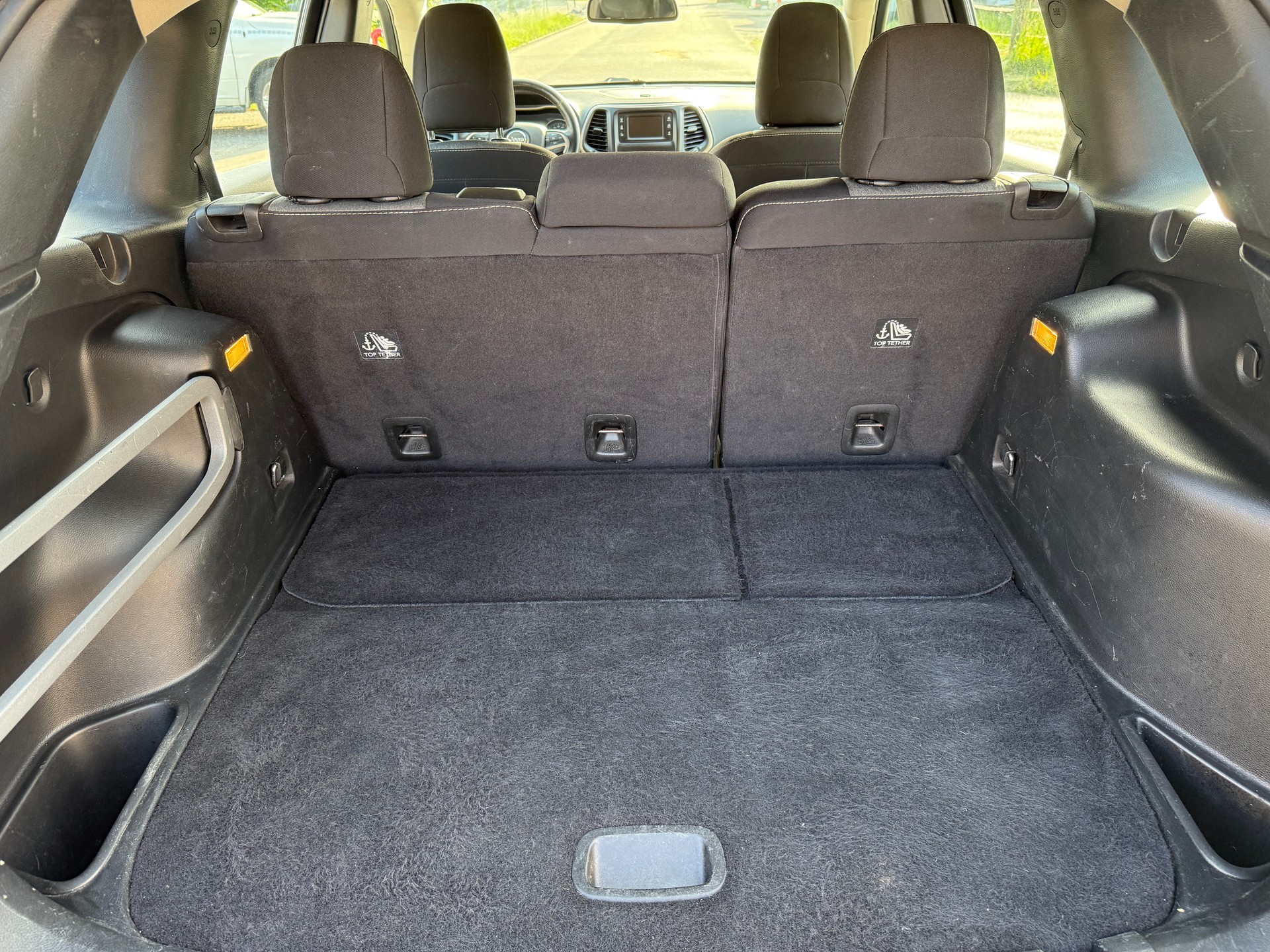 JEEP CHEROKEE 2.4i Sport AWD 9ATX-image-14