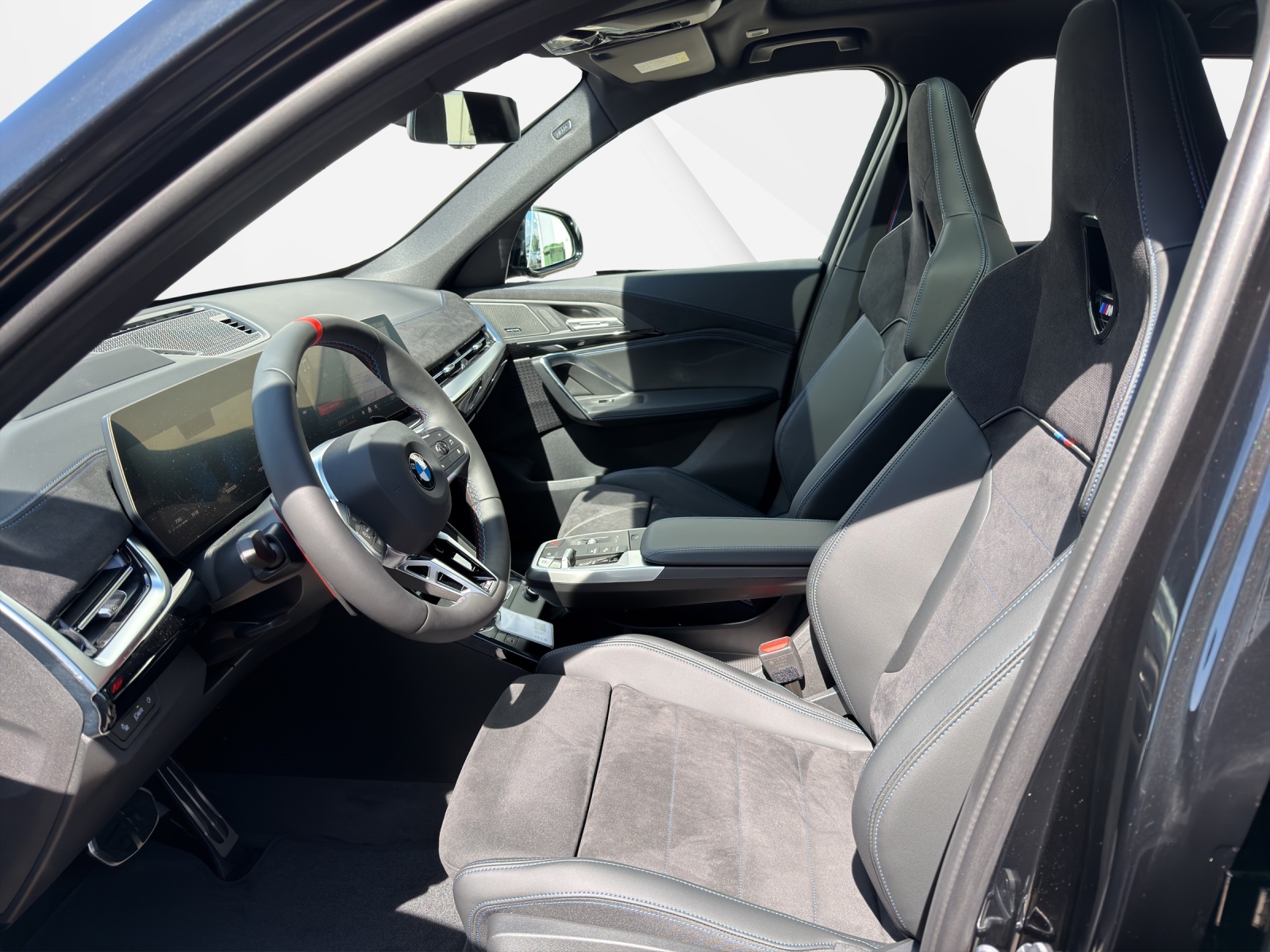 BMW X1 M35i xDrive-image-10