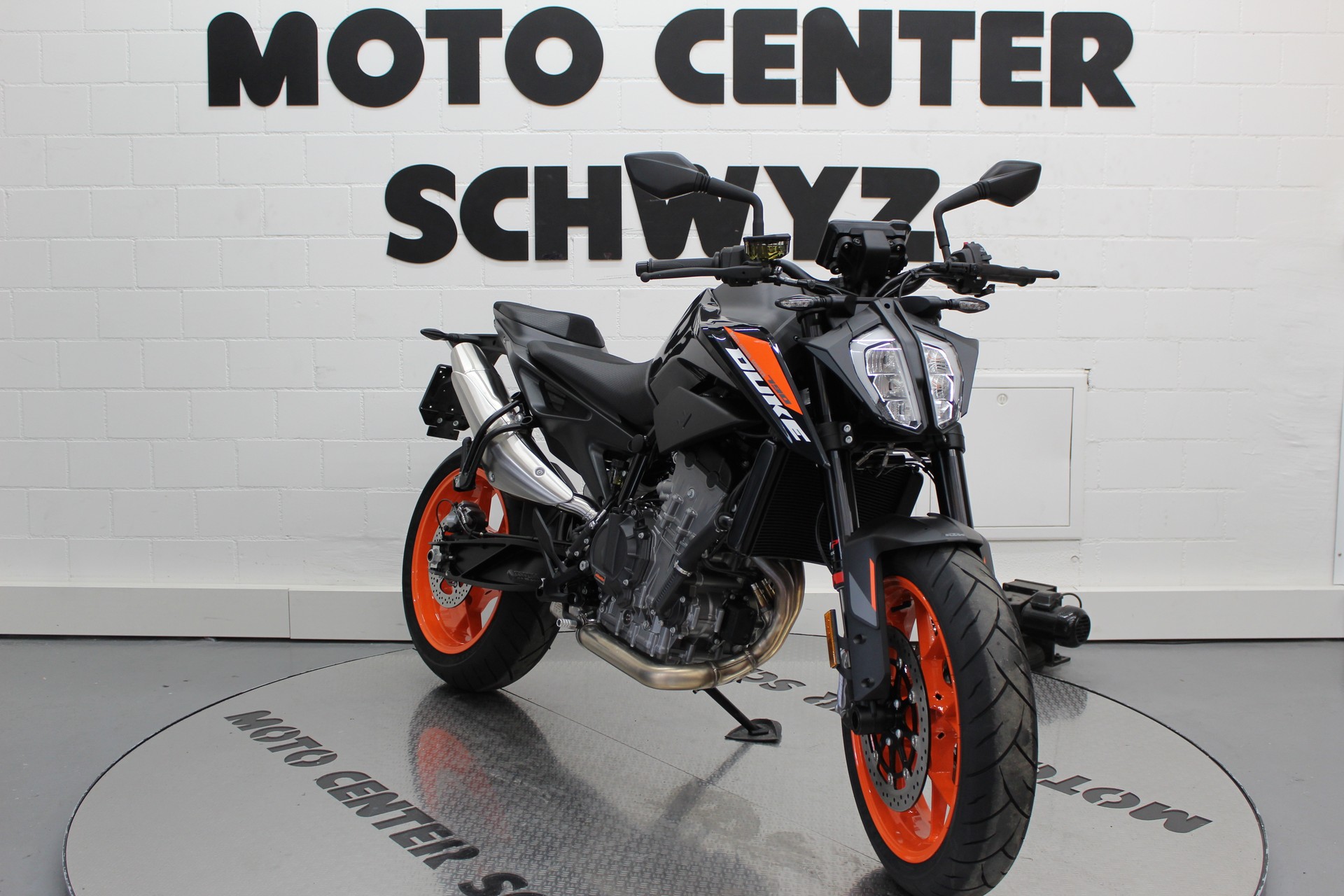 KTM 790 Duke L-image-2