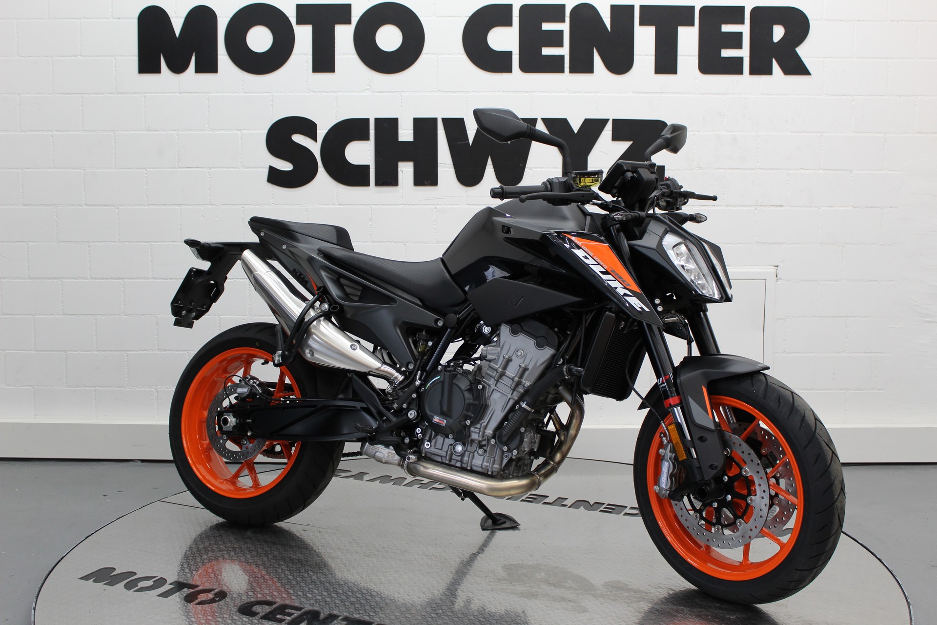 KTM 790 Duke L-image-1