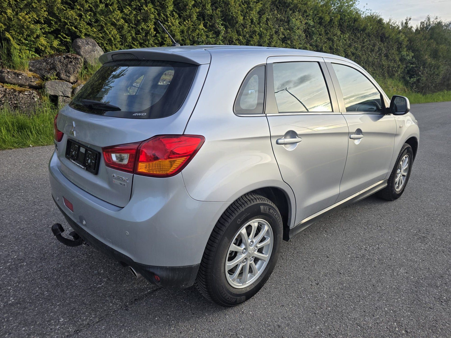 MITSUBISHI ASX 1.6 DID Value 4WD-image-3