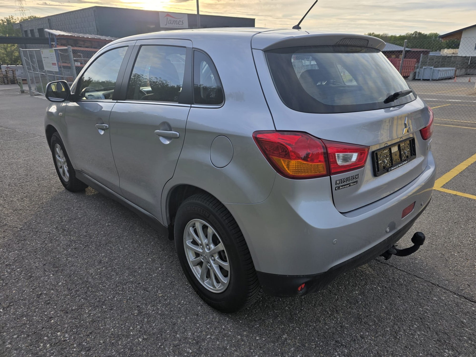 MITSUBISHI ASX 1.6 DID Value 4WD-image-1