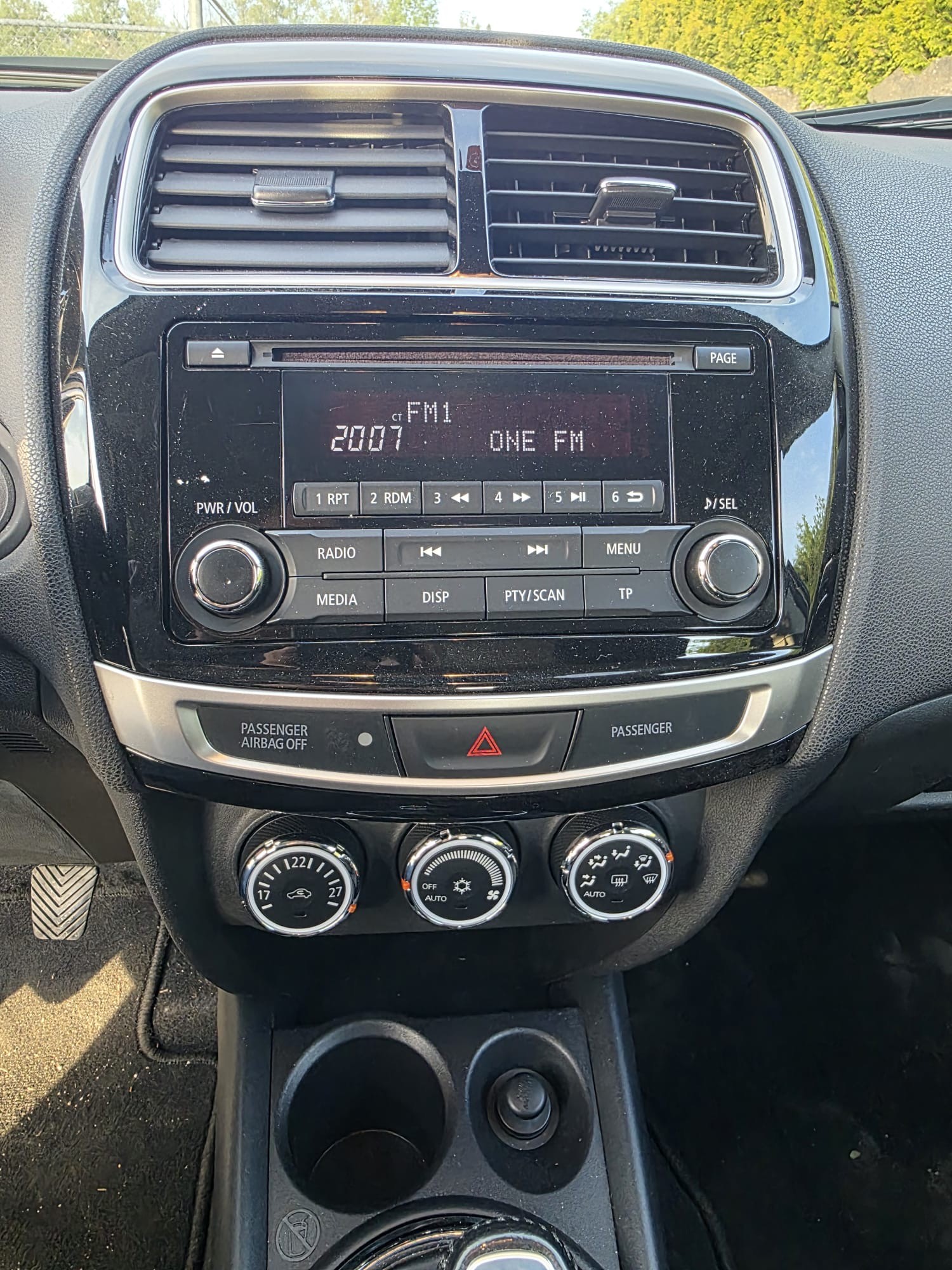 MITSUBISHI ASX 1.6 DID Value 4WD-image-12