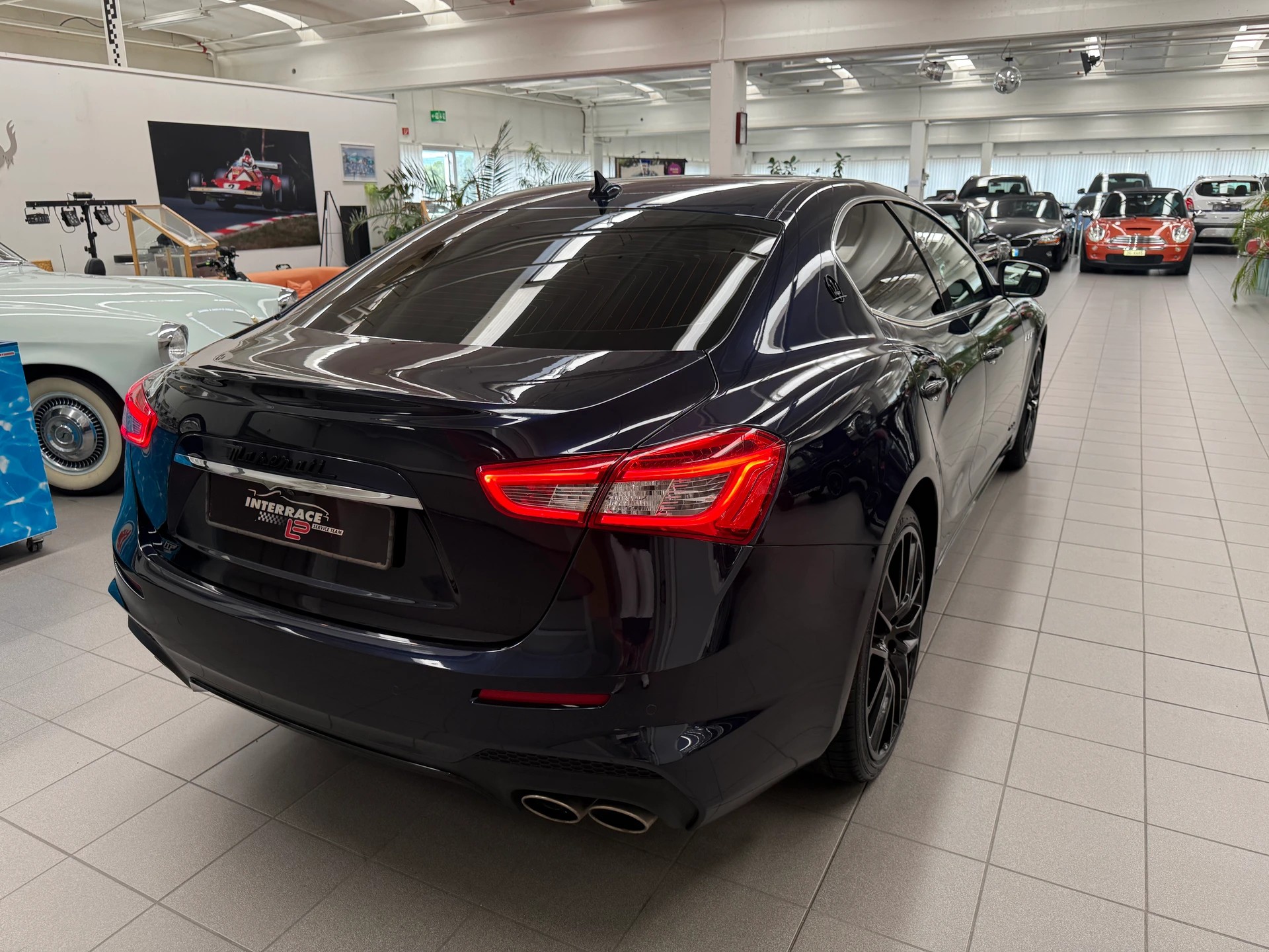 MASERATI Ghibli S Q4 3.0 GranSport Automatica-image-3