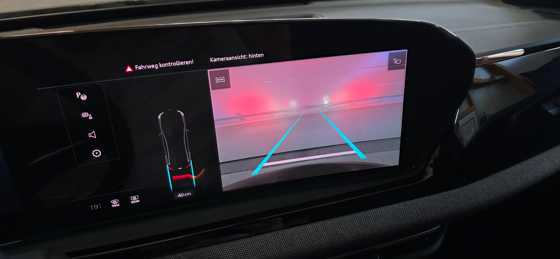 AUDI A5 Limousine TFSI S tronic S Line *Spurhalteassistent/Abstandsregler*Ambientelicht*CarPlay/AndroidAuto*Rückfahrkamera*-image-25