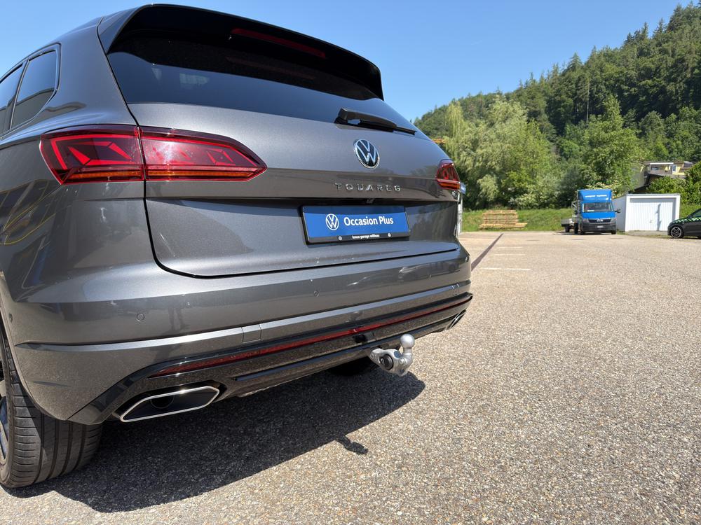 VW Touareg 3.0 TDI R Line Tiptronic-image-11