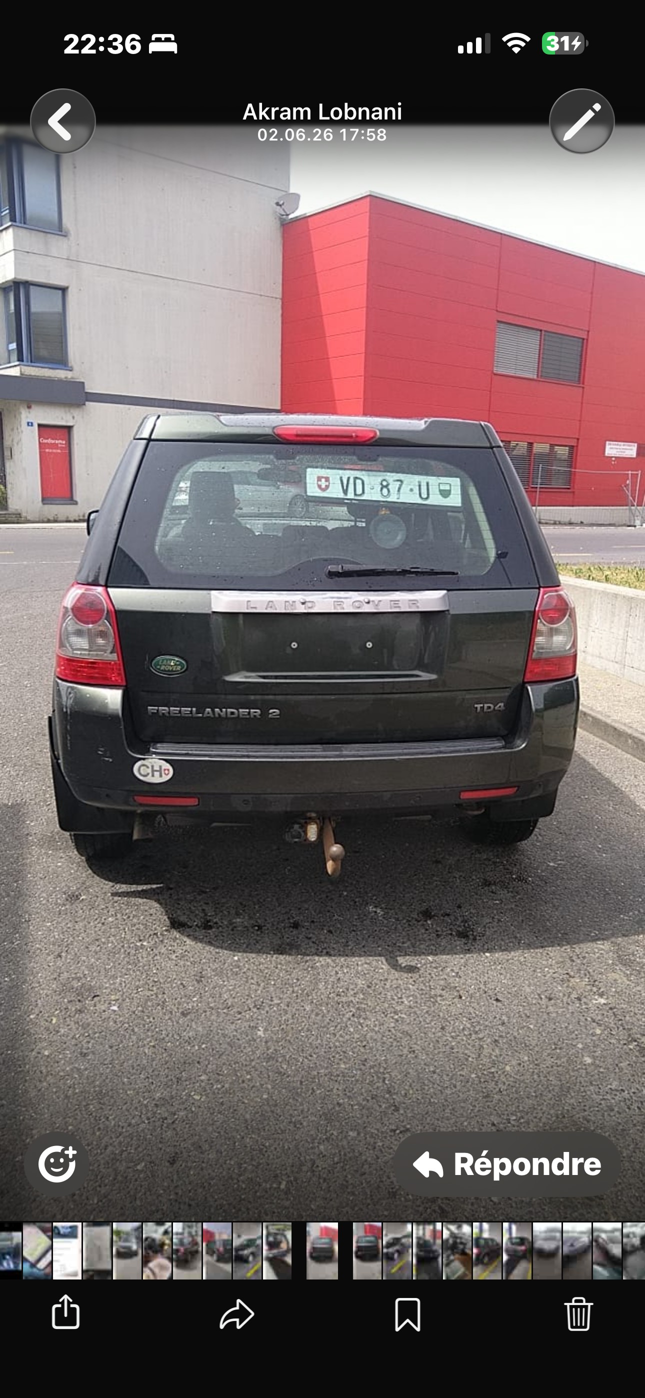 LAND ROVER Freelander 2.2 TD4 S Automatic-image-2
