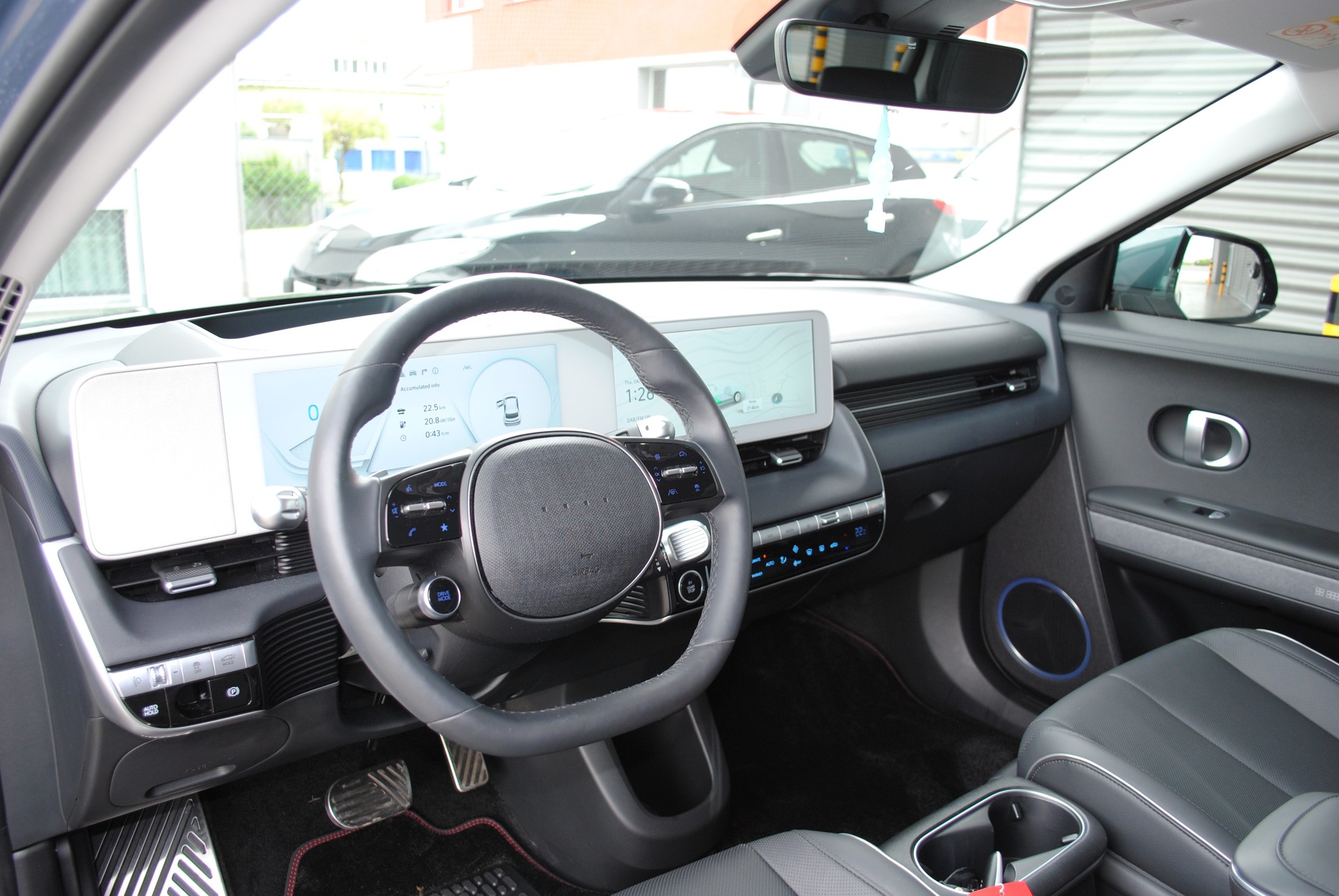 HYUNDAI Ioniq 5 77kWh Vertex 4WD-image-12