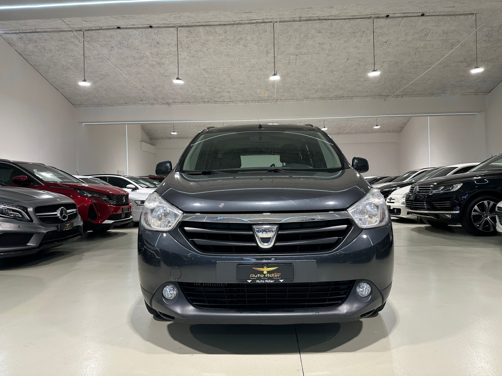 DACIA Lodgy 1.2 Turbo Lauréate 5PL-image-0