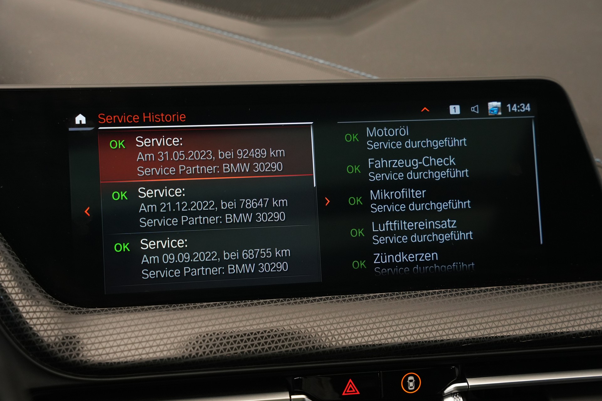BMW M135i xDrive Steptronic-image-34