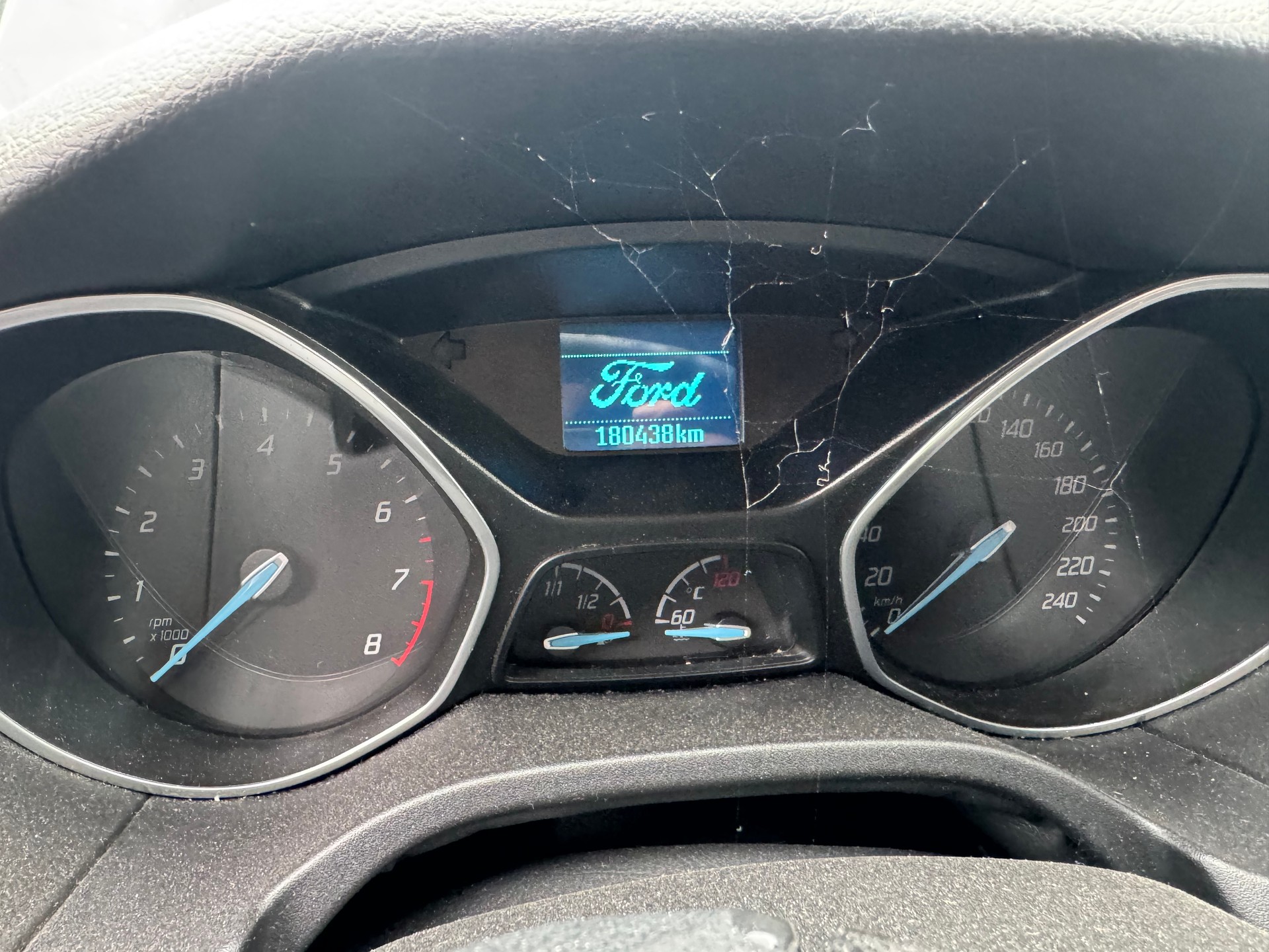 FORD Focus 1.0 SCTi Carving