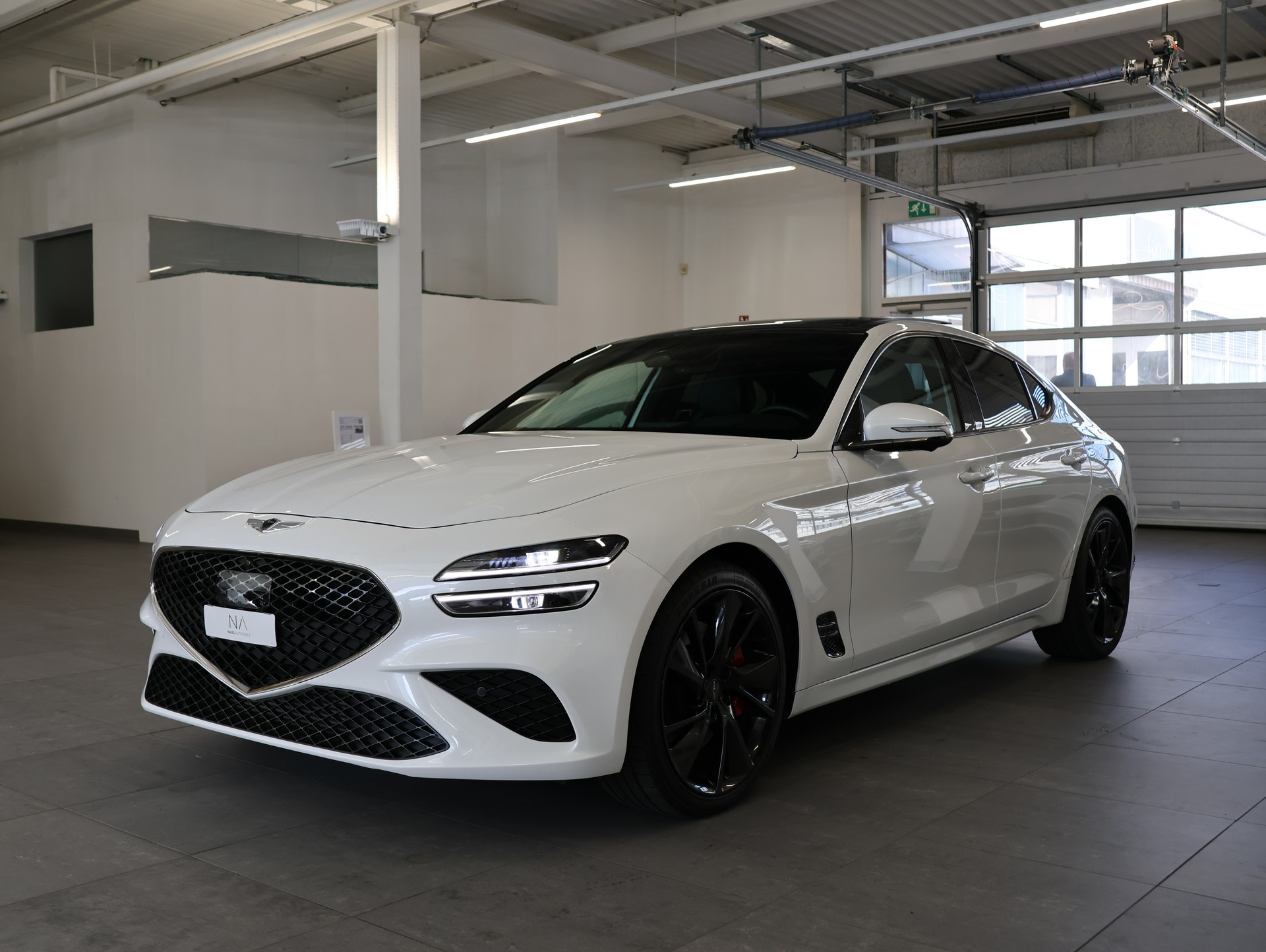 GENESIS G70 2.0 TGDI Sport AT8 AWD *Panorama* *360 Kamera*-showroom-element-3