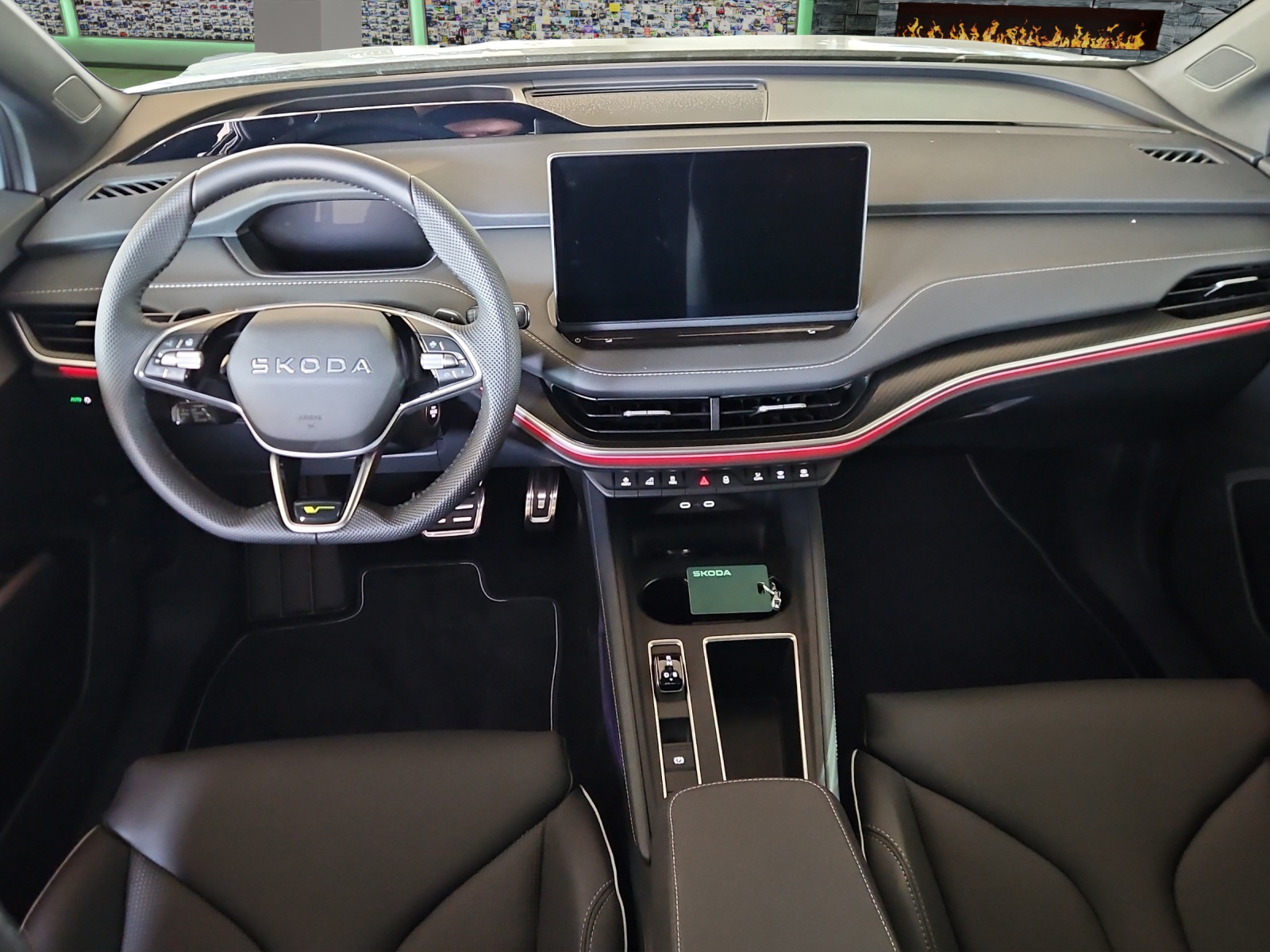 SKODA Enyaq 4x4 RS-image-7