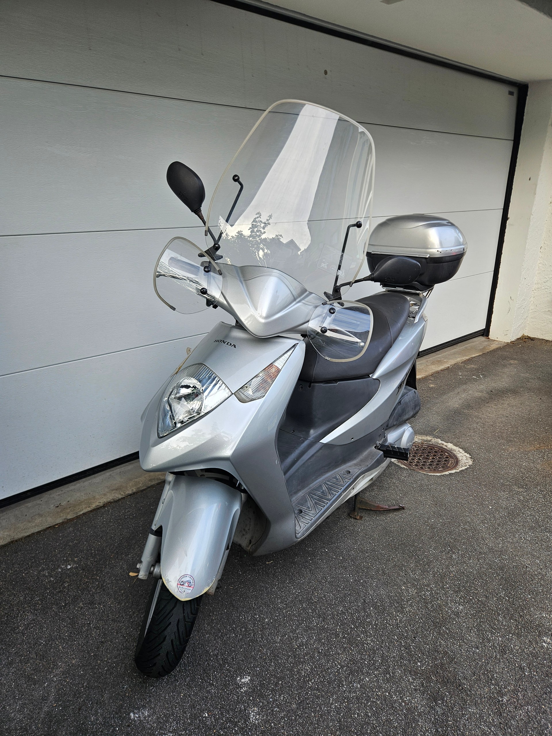 HONDA SES 125 Dylan-image-1