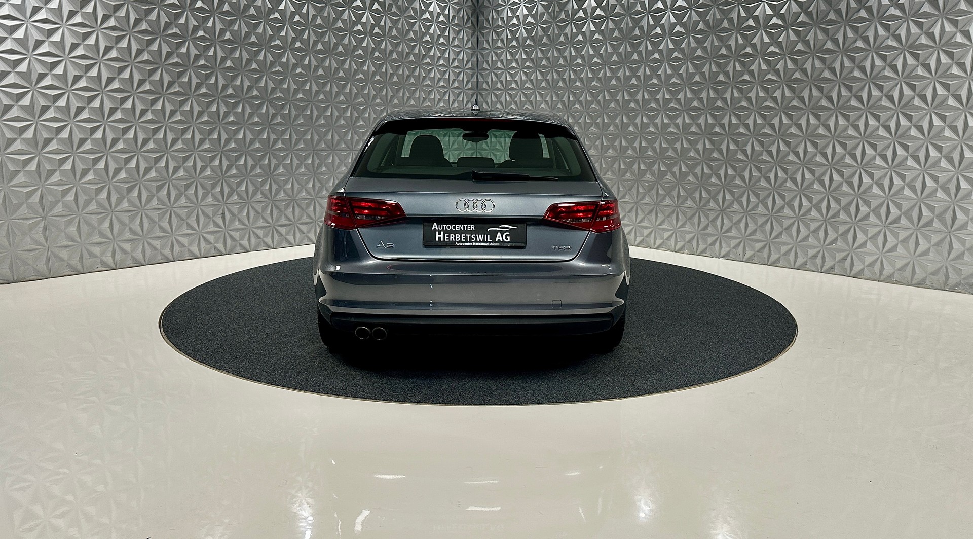 AUDI A3 Sportback 1.4 TFSI Ambition S-tronic-image-5