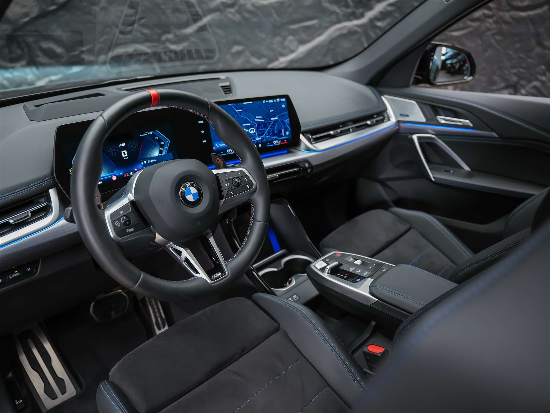BMW X1 xDrive M35i *Panorama*El. Sitze mit Memory*Head Up Display*-image-8