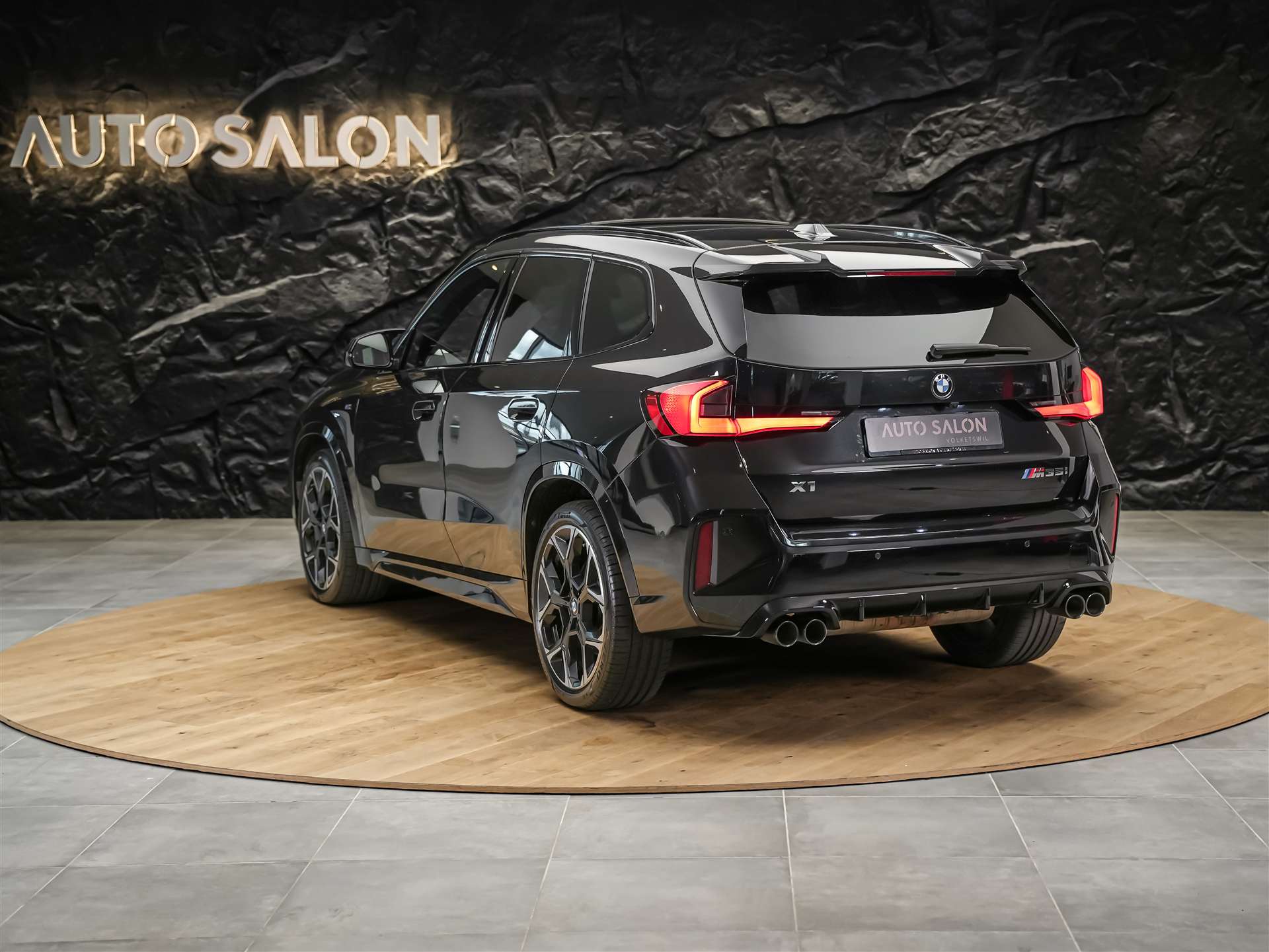 BMW X1 xDrive M35i *Panorama*El. Sitze mit Memory*Head Up Display*-showroom-element-3