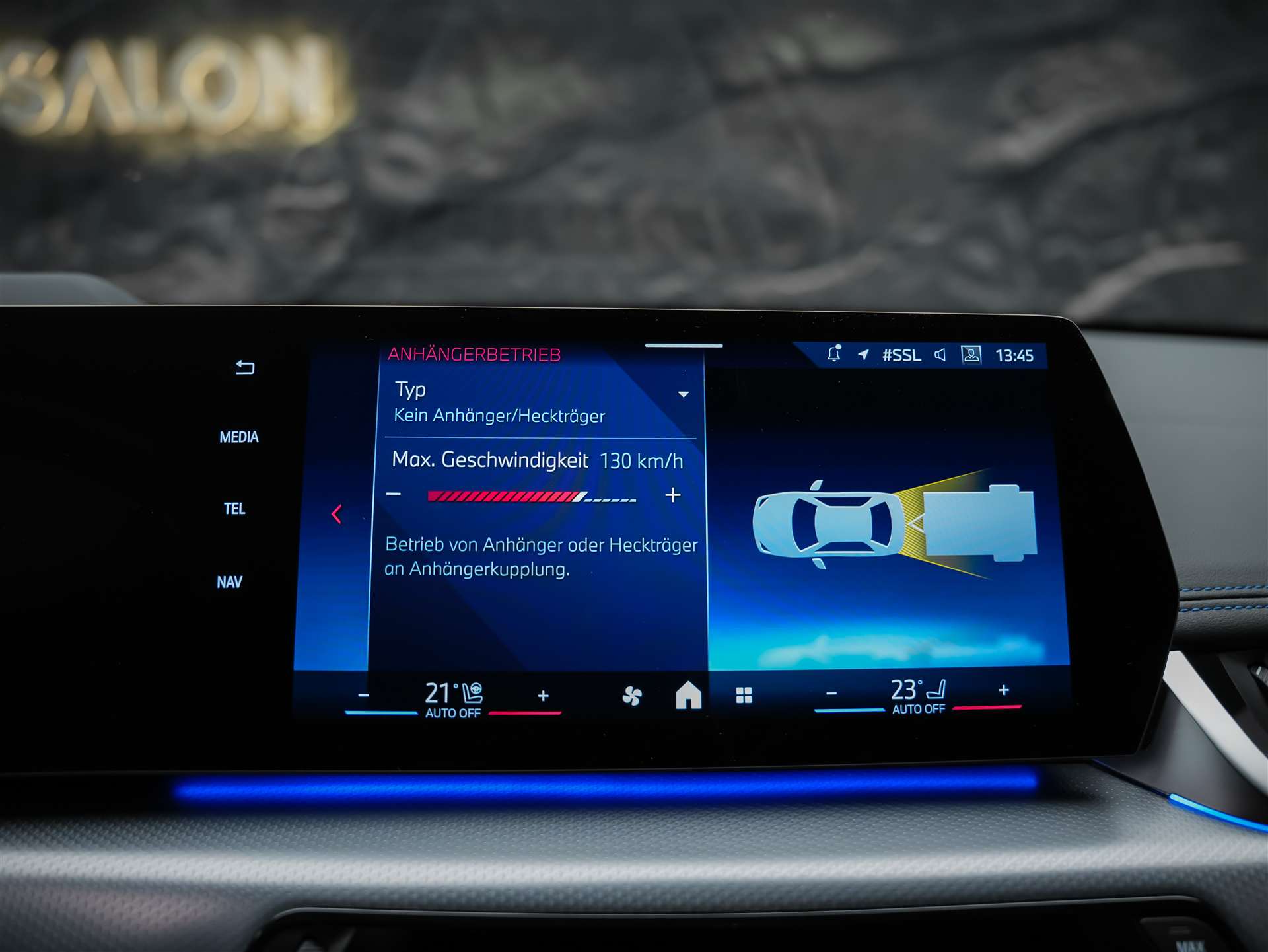 BMW X1 xDrive M35i *Panorama*El. Sitze mit Memory*Head Up Display*-image-41
