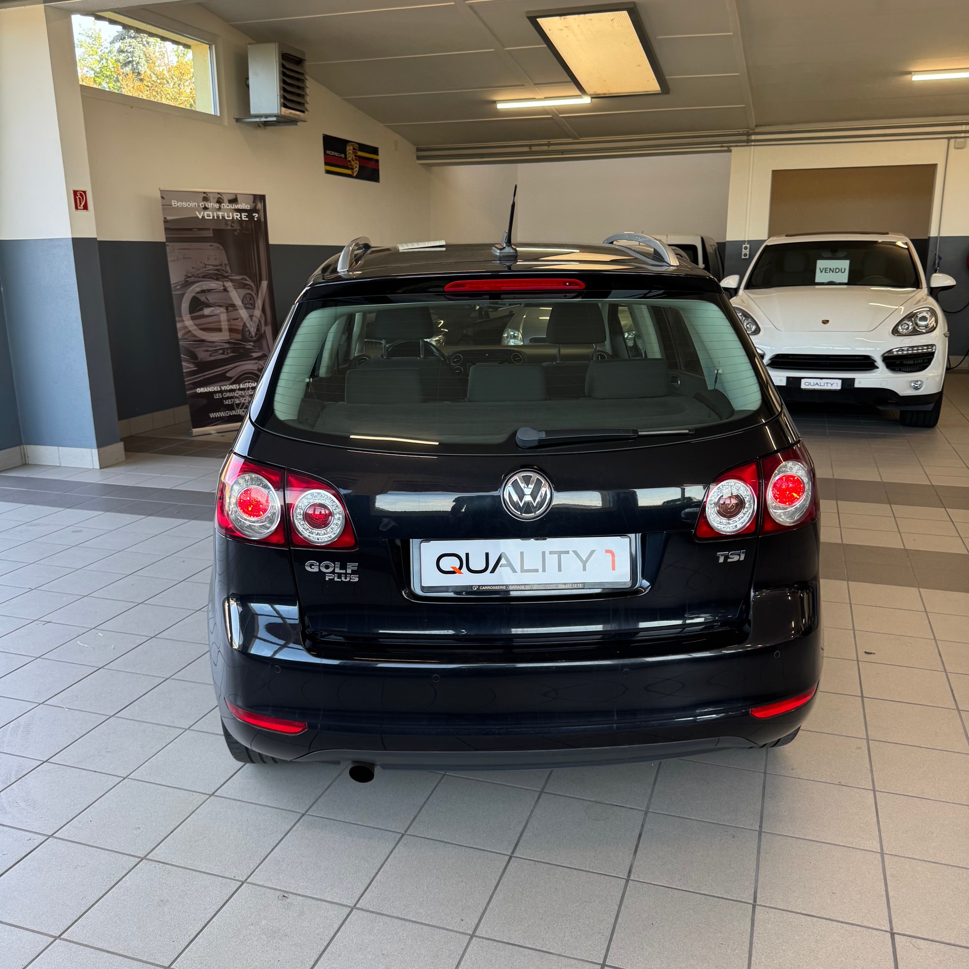 VW Golf Plus 1.2 TSI Team DSG-image-4