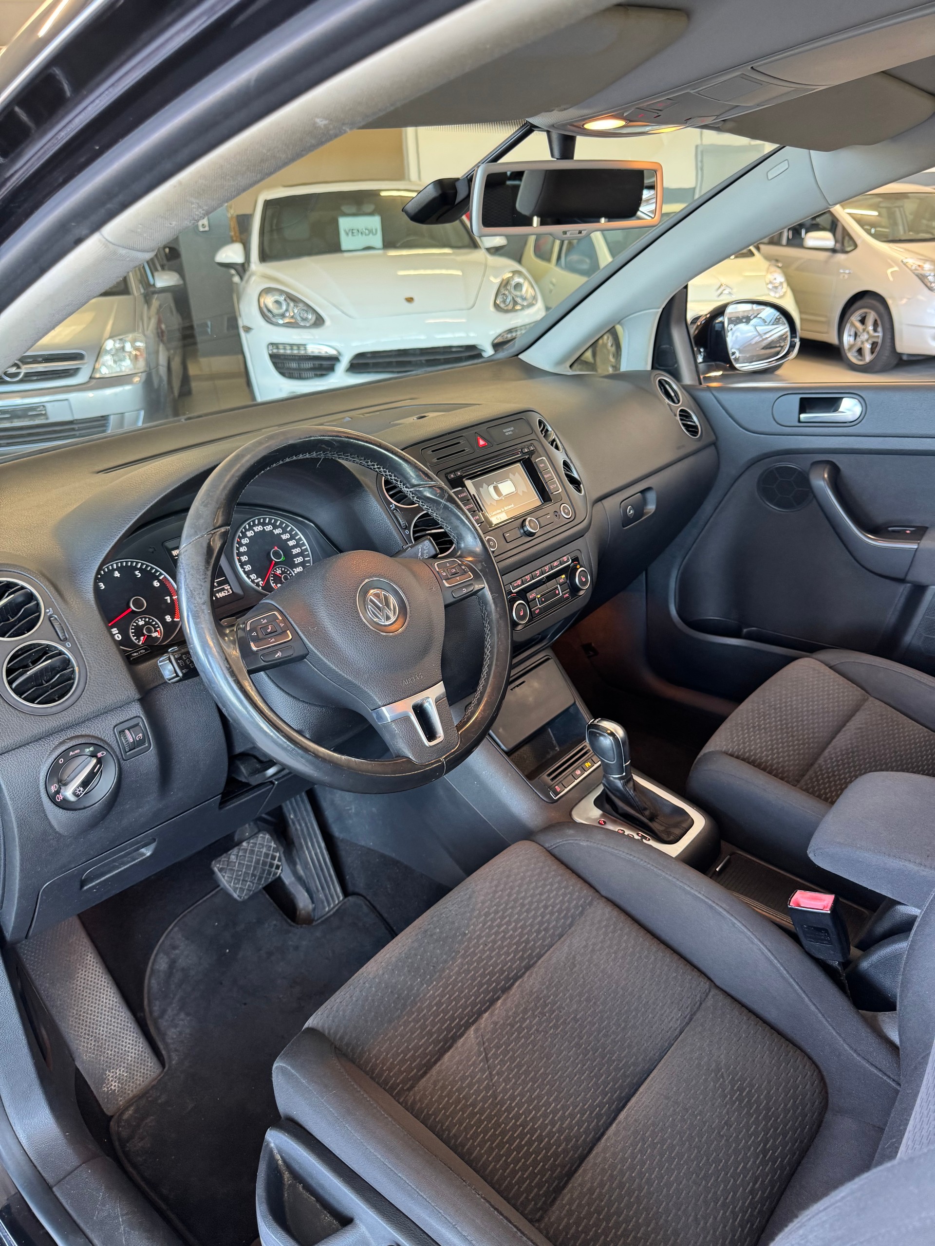 VW Golf Plus 1.2 TSI Team DSG-image-9