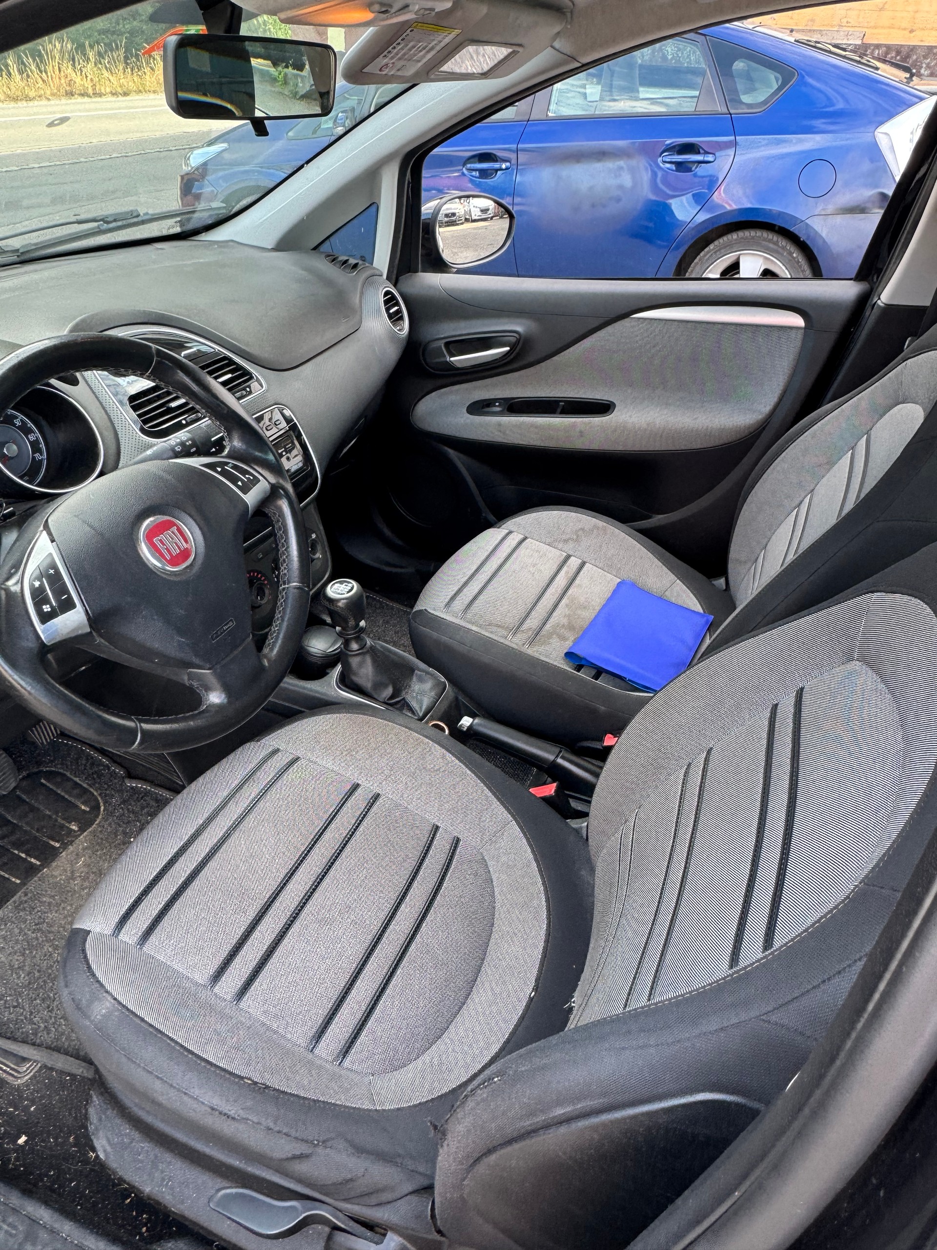 FIAT Punto Evo 1.4 16V Sporting-image-6
