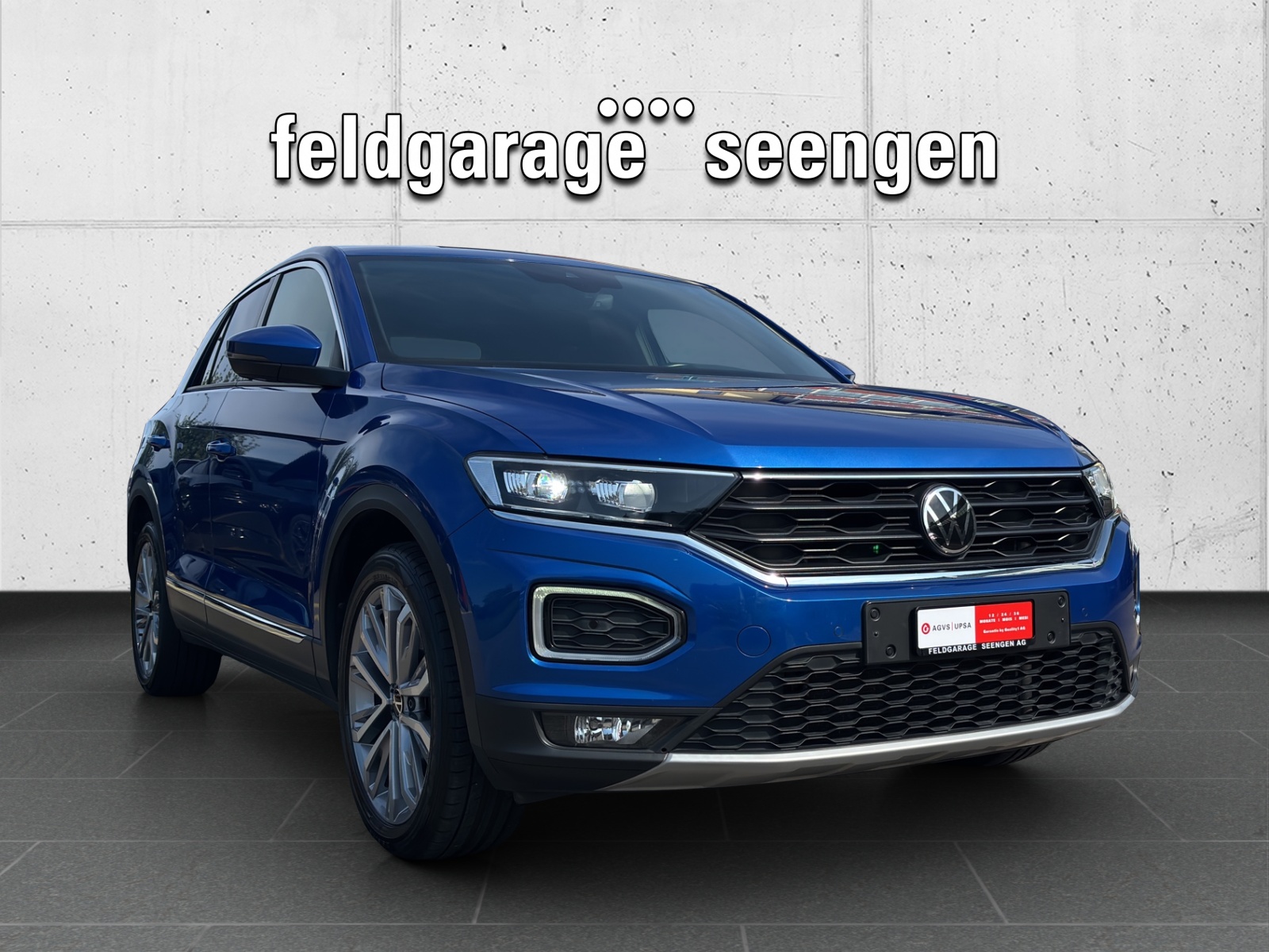 VW T-Roc 2.0 TSI Sport DSG 4Motion mit Anhängevorrichtung, DAB+ & Winterräder-showroom-element-2