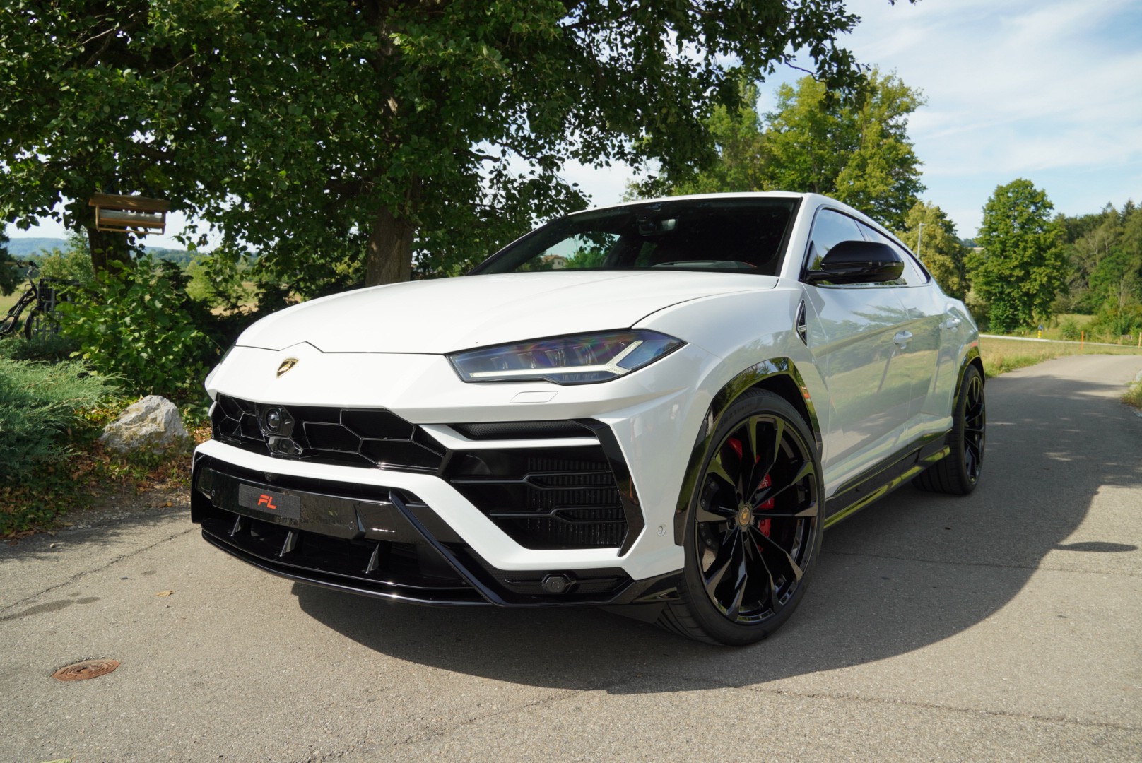LAMBORGHINI Urus E-Gear