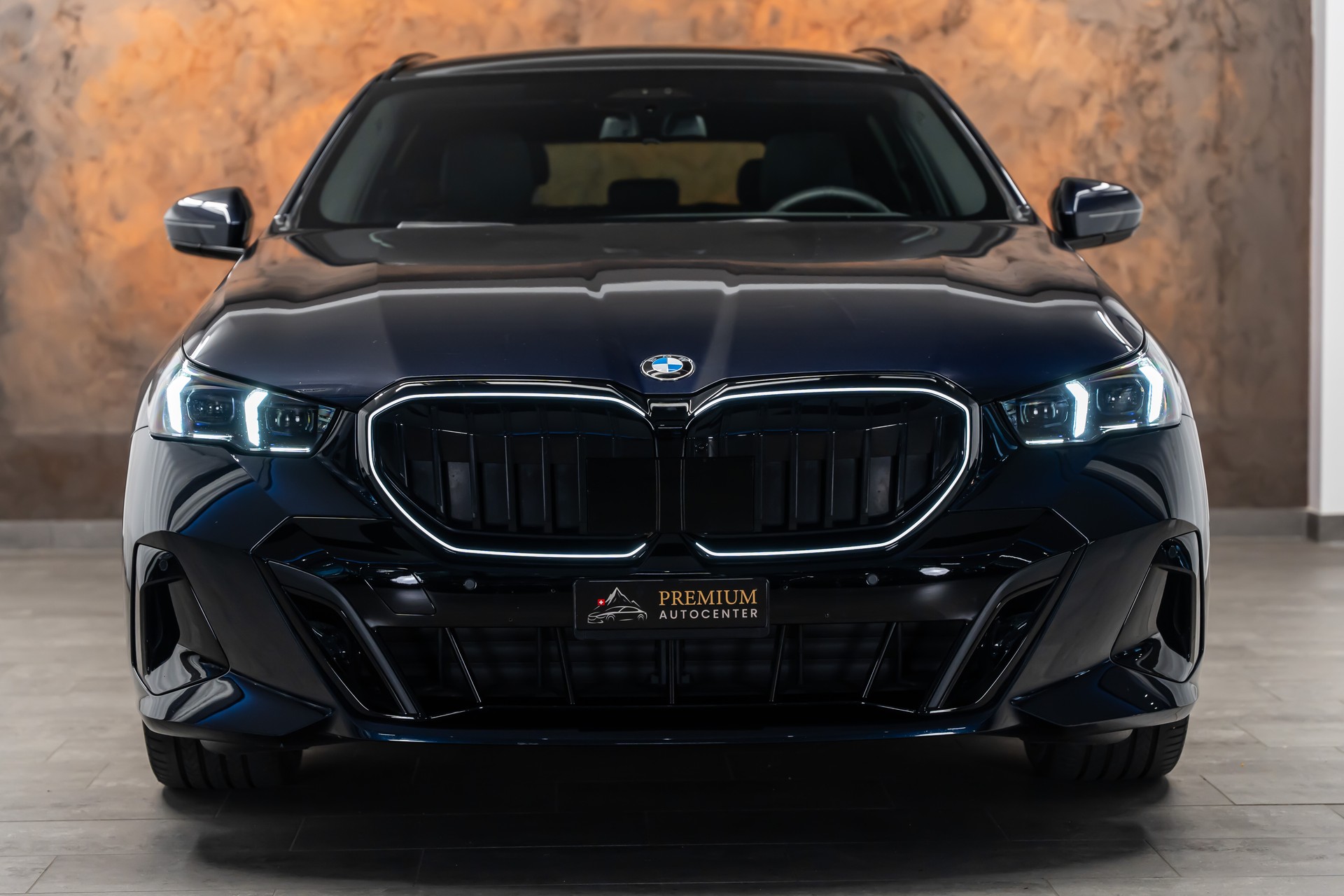 BMW 540d xDrive 48V Touring M Sport Pro Steptronic *Facelift*Panorama*Head-Up*Iconic*-image-4