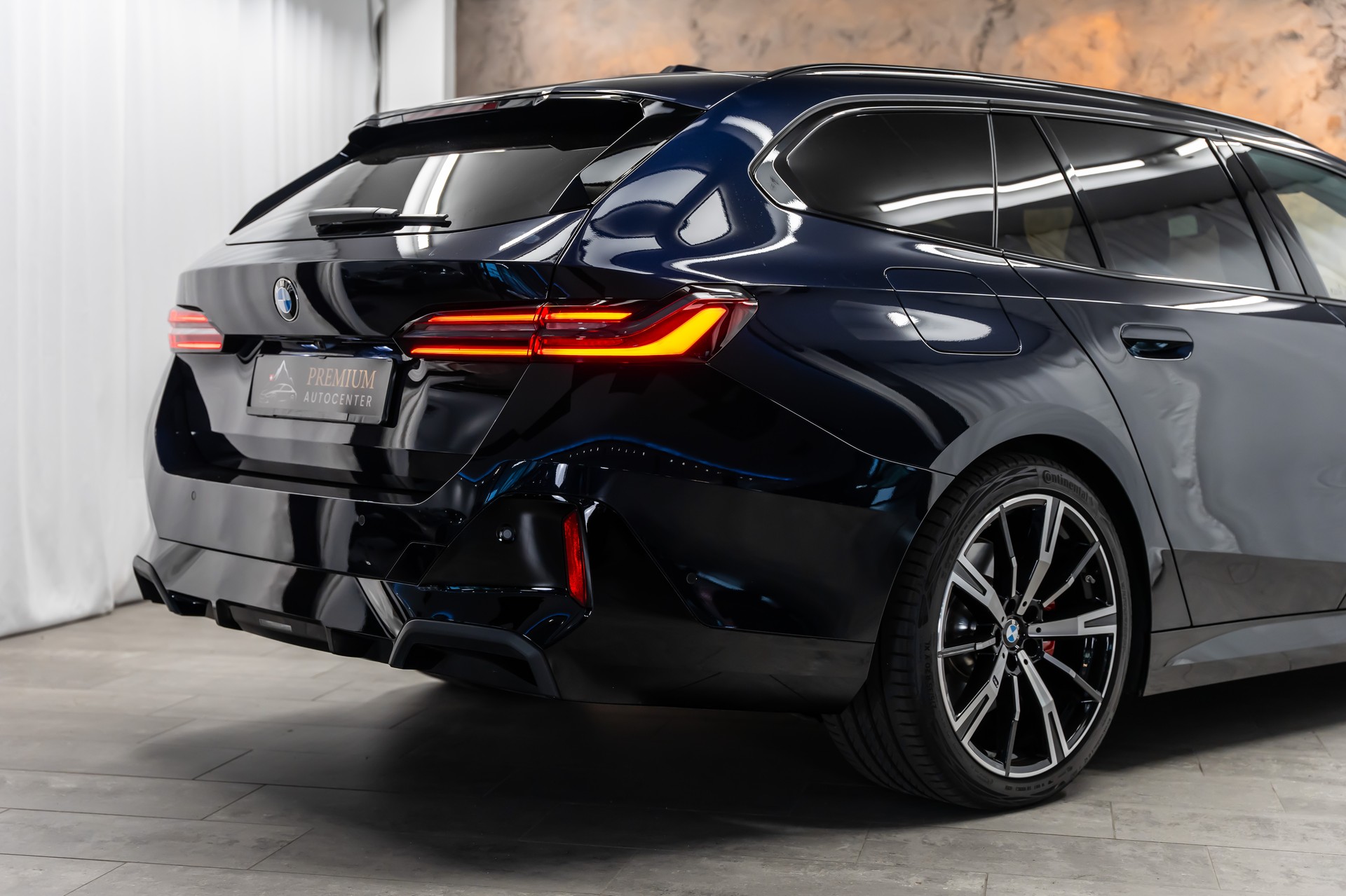 BMW 540d xDrive 48V Touring M Sport Pro Steptronic *Facelift*Panorama*Head-Up*Iconic*-image-7