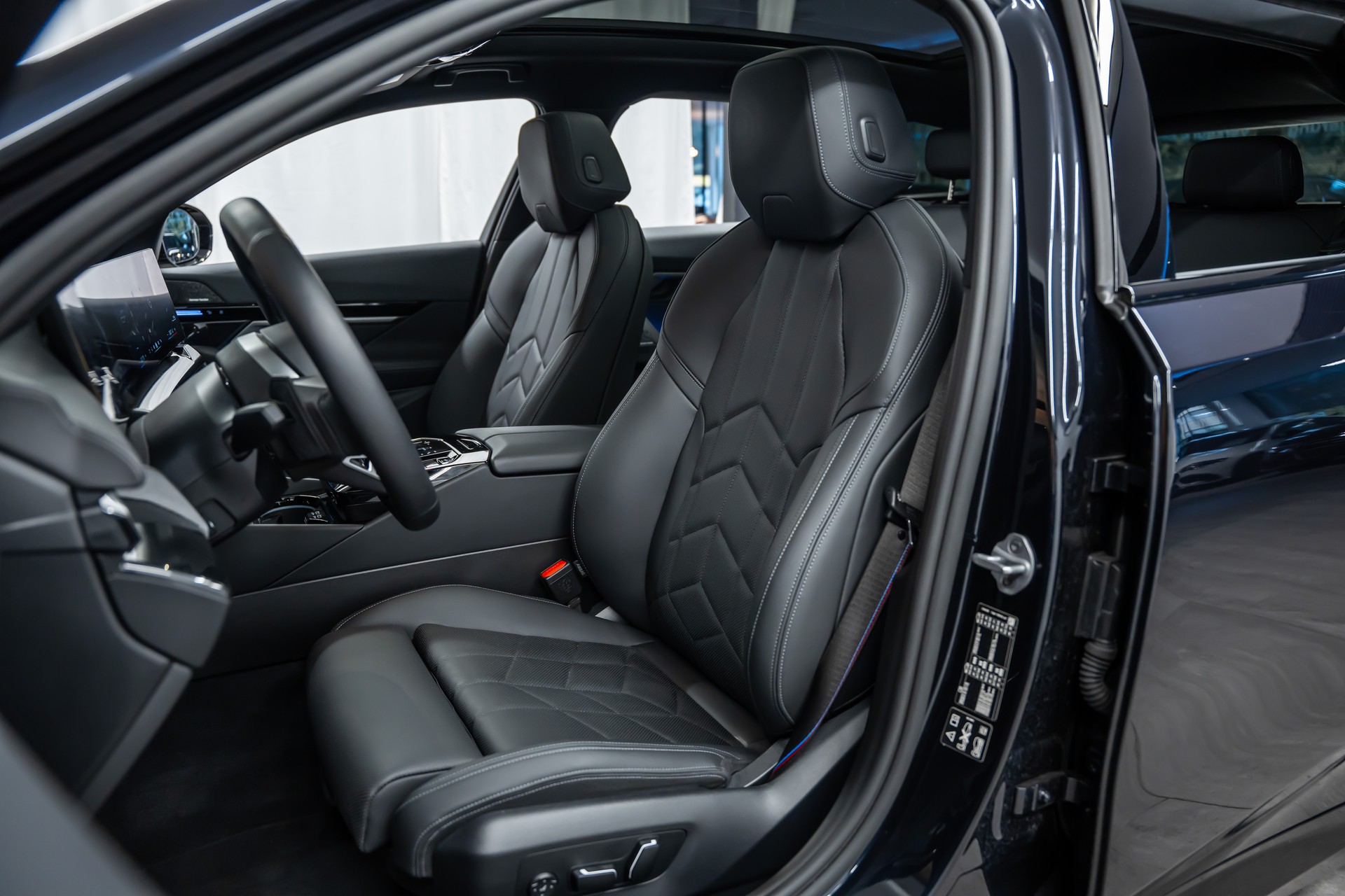 BMW 540d xDrive 48V Touring M Sport Pro Steptronic *Facelift*Panorama*Head-Up*Iconic*-image-13