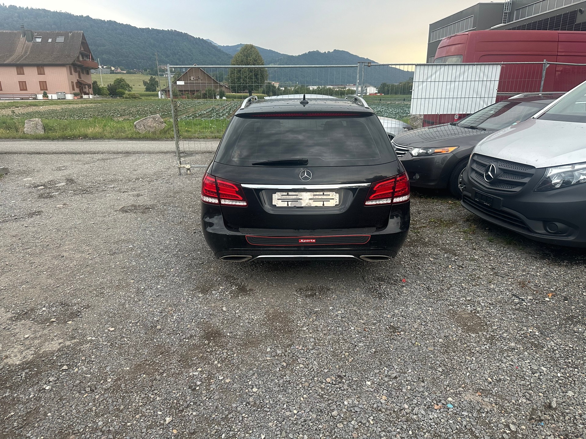 MERCEDES-BENZ E 250 BlueTEC 4Matic 7G-Tronic-image-4