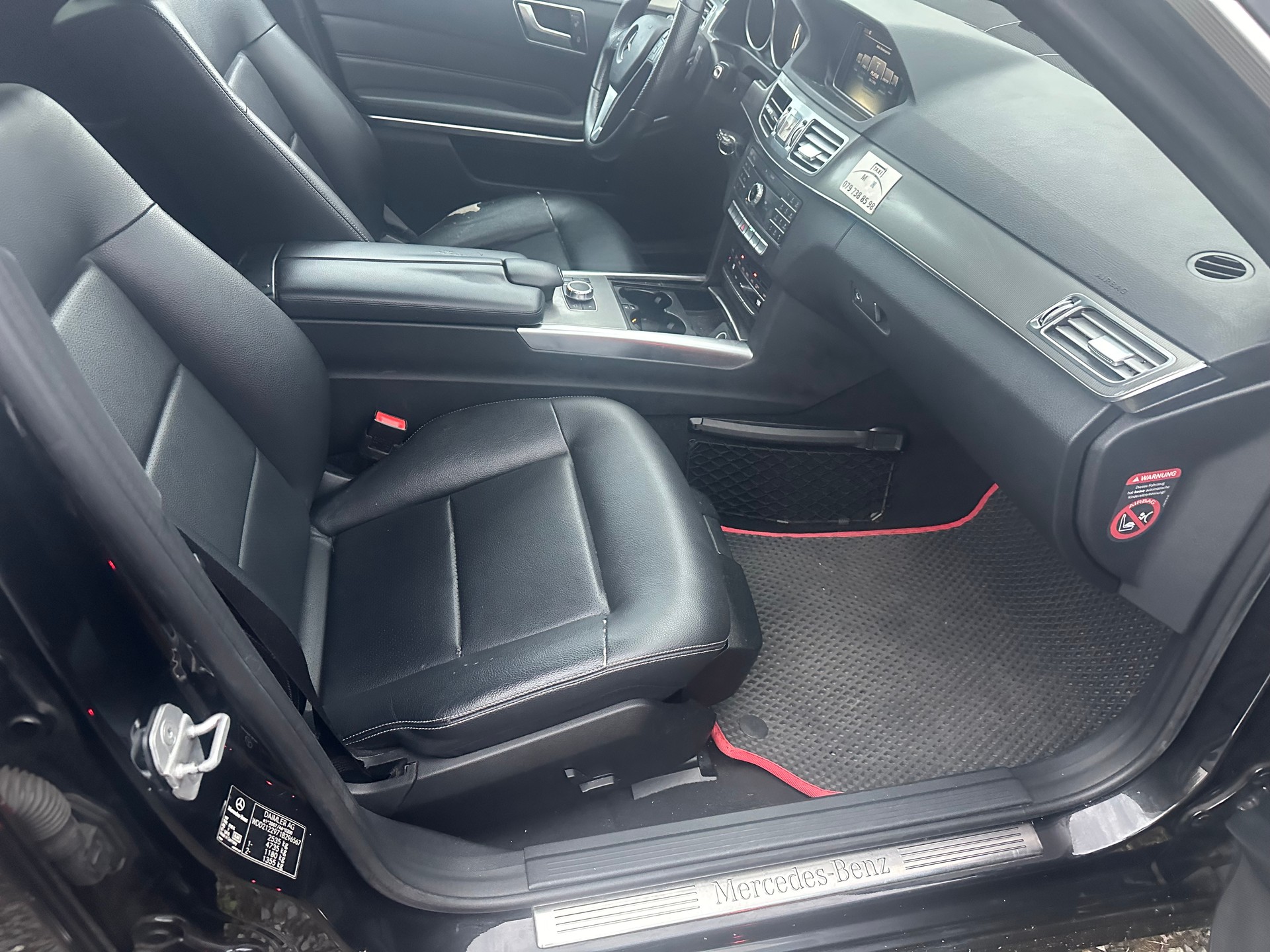 MERCEDES-BENZ E 250 BlueTEC 4Matic 7G-Tronic-image-9