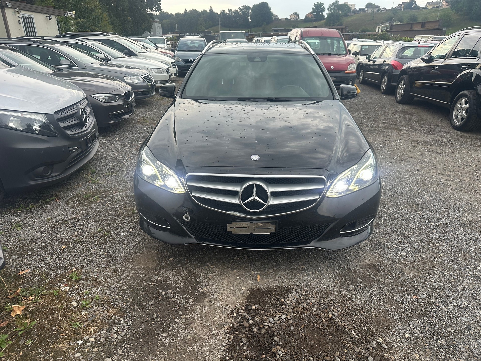 MERCEDES-BENZ E 250 BlueTEC 4Matic 7G-Tronic-image-2
