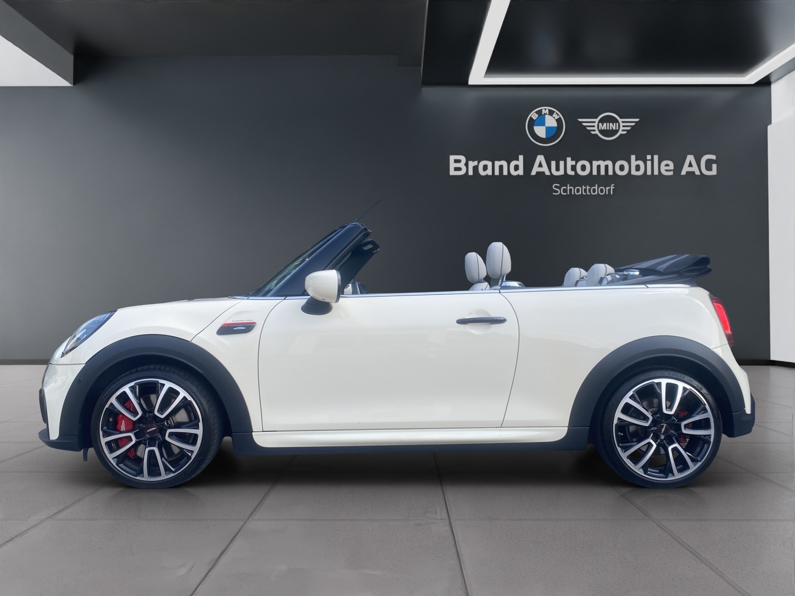 MINI Cabrio F57 2.0i John Cooper Works SAG-showroom-element-1