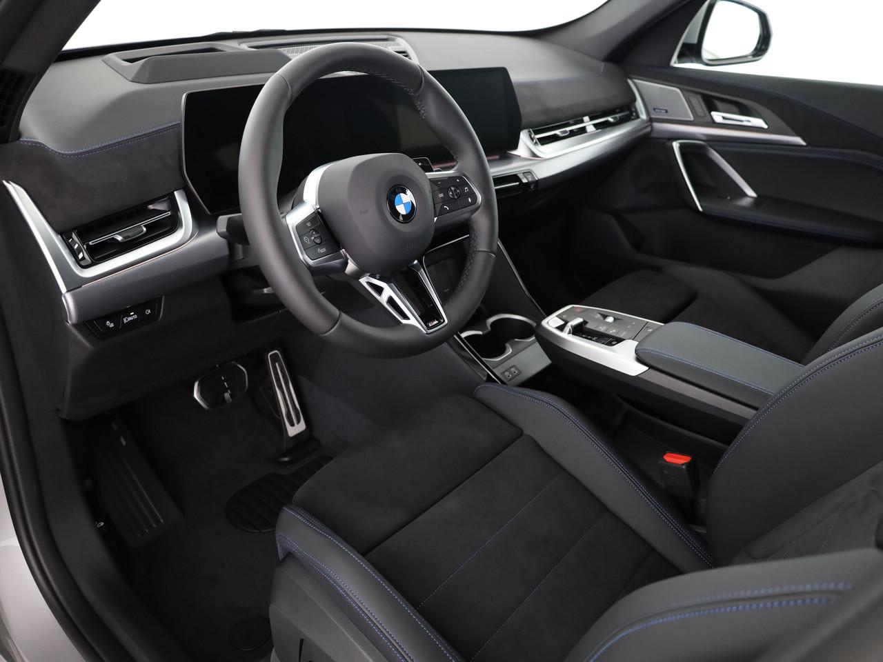 BMW X1 23i xDrive paddles-showroom-element-3