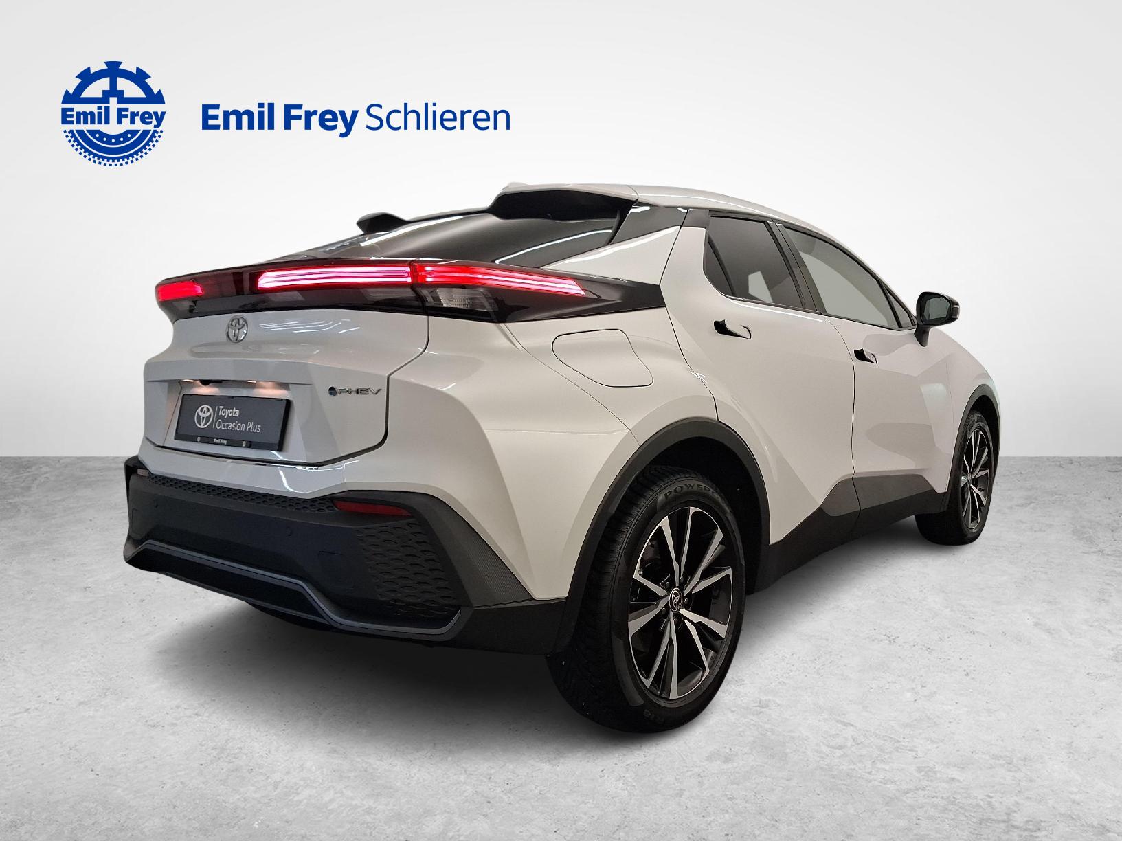 TOYOTA C-HR 2.0 PHEV Swiss Edition-image-4