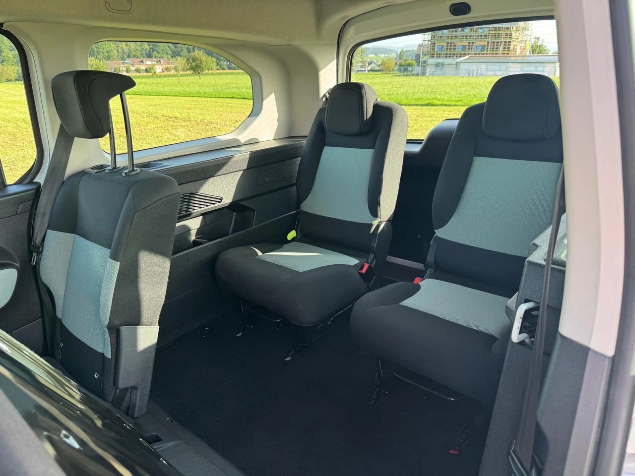 CITROEN Berlingo XL 1.5 BlueHDi 7 Plätze Live-image-6