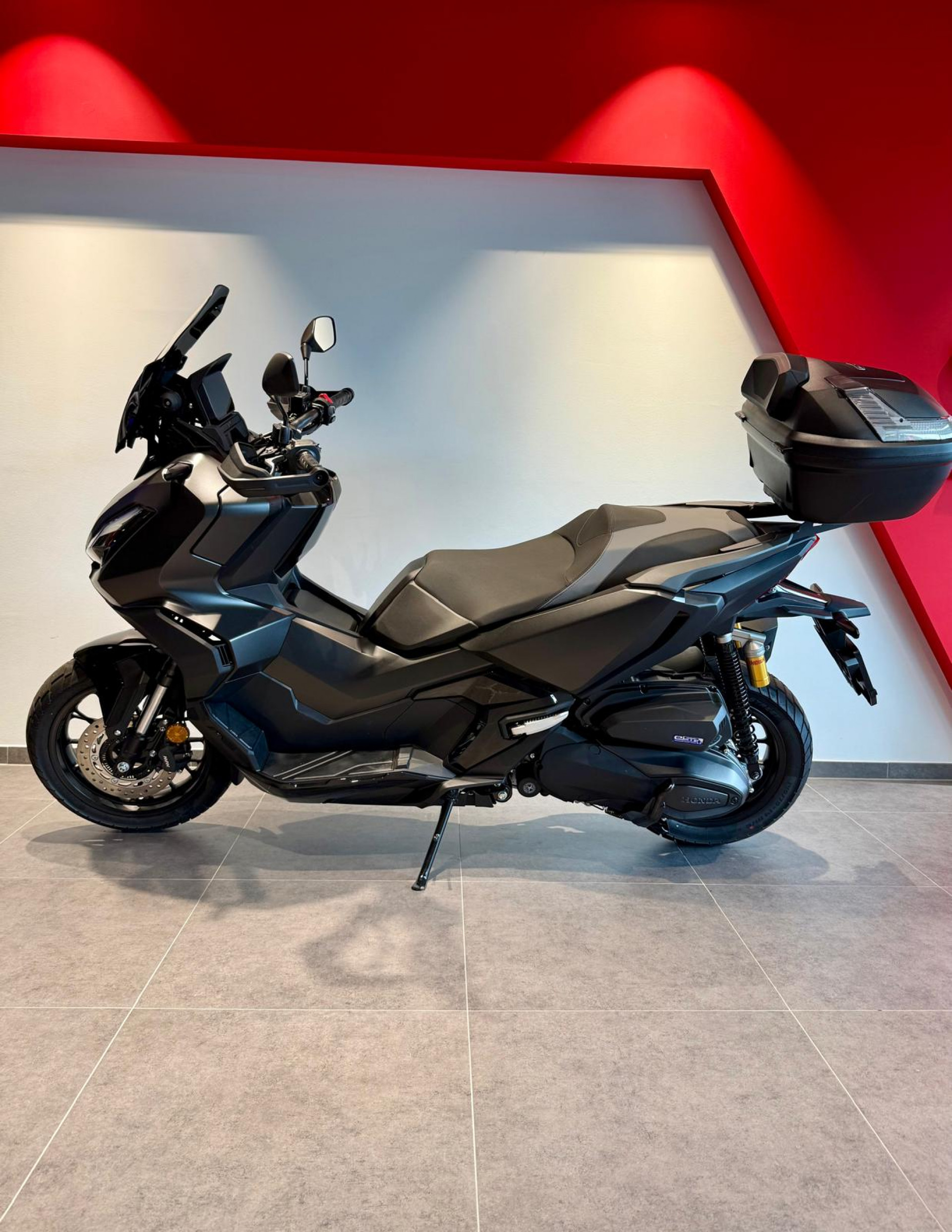 HONDA ADV 350-image-2