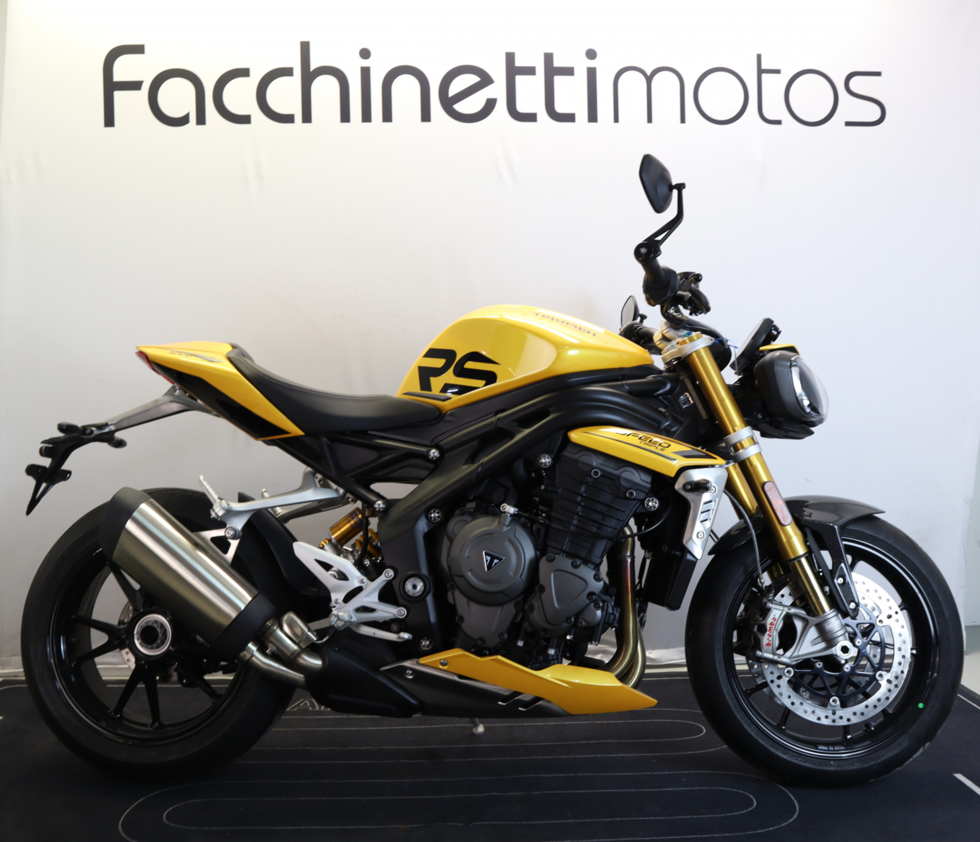 TRIUMPH Speed Triple 1200 RS