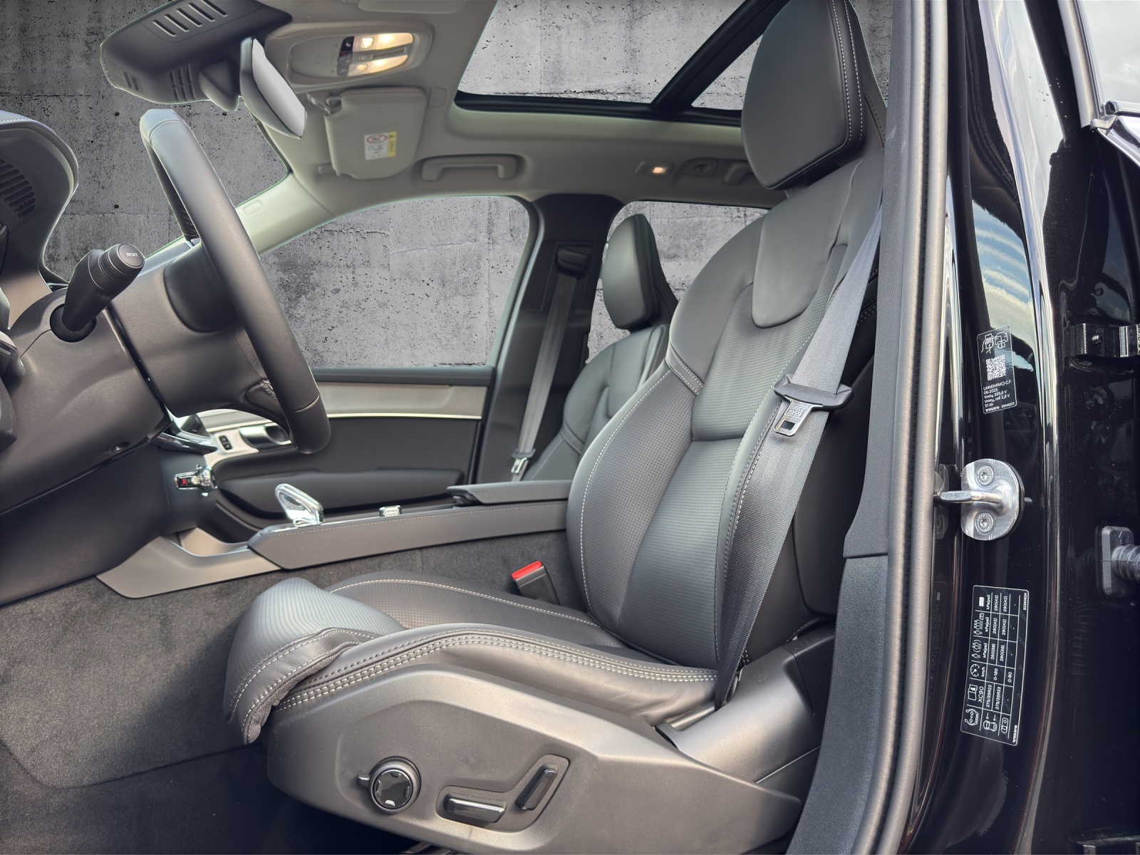VOLVO XC90 T8 eAWD PluginHybrid Ultra Dark Geartronic-image-8
