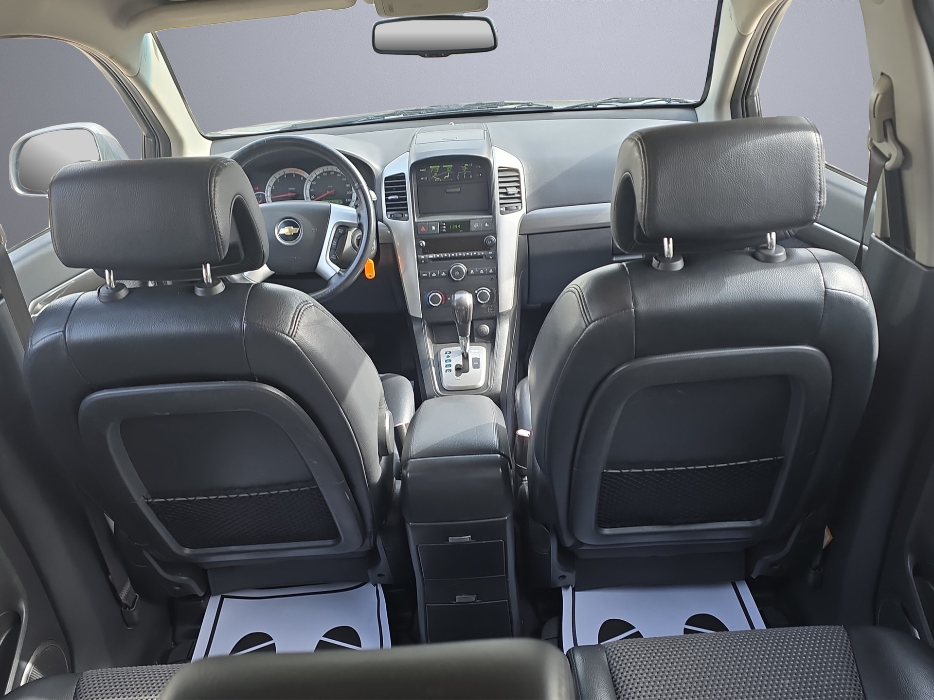 CHEVROLET Captiva 2.0 VCDi LS 4WD-image-10