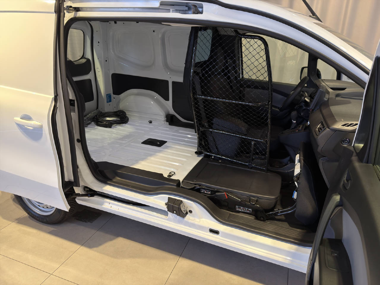 RENAULT Kangoo Van Open Sesame E-Tech Electric EV45 22kW Extra Demowagen-image-11