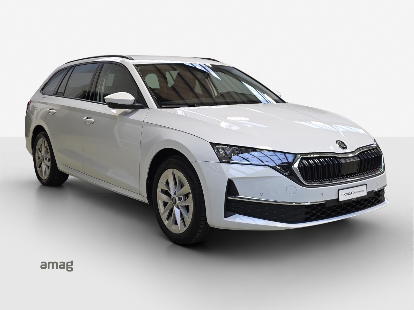 SKODA Octavia Combi 1.5 TSI mHEV DSG Dynamic-image-5